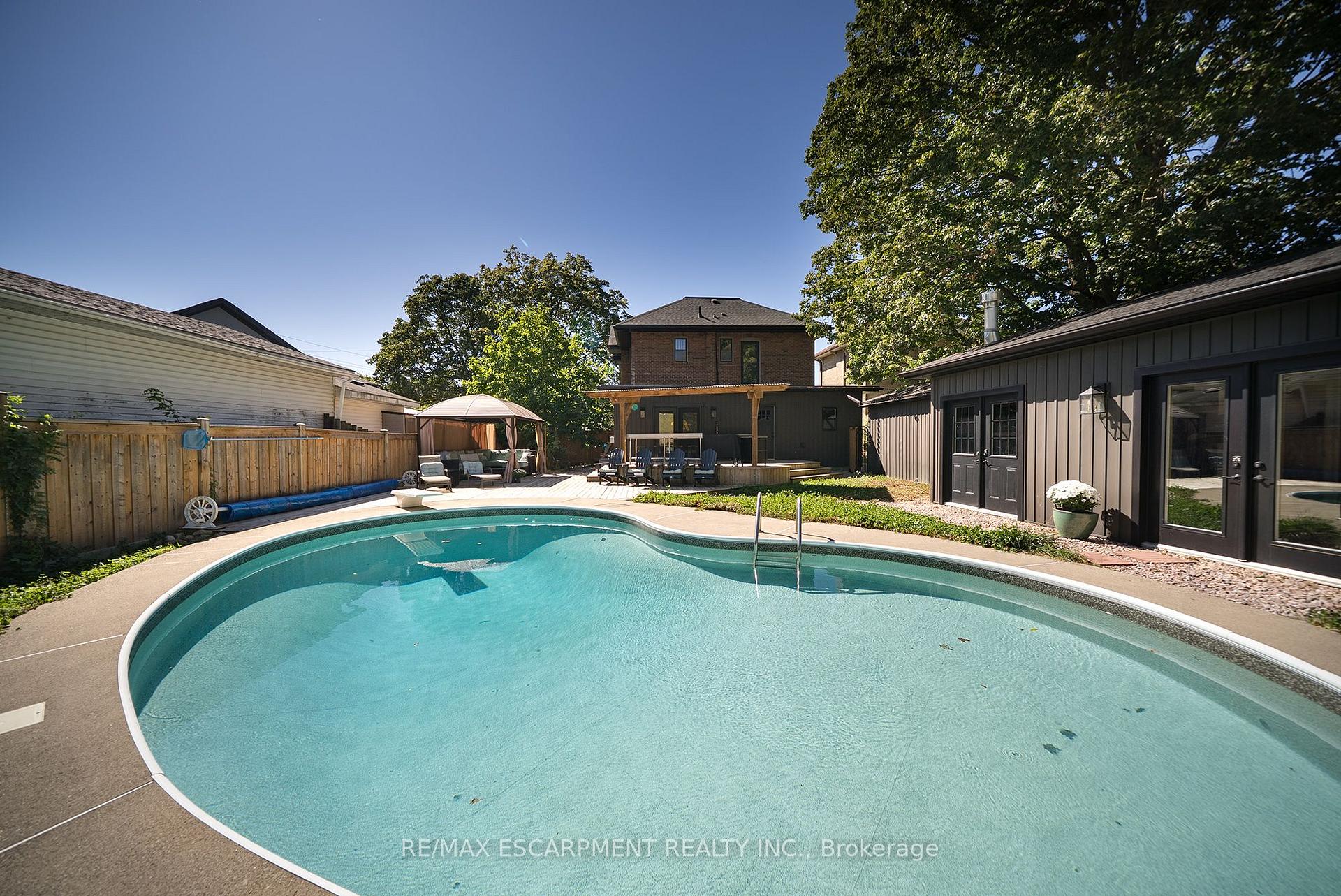 Photo 42 of 75 Walnut Street, Brant, Paris — HOMEH