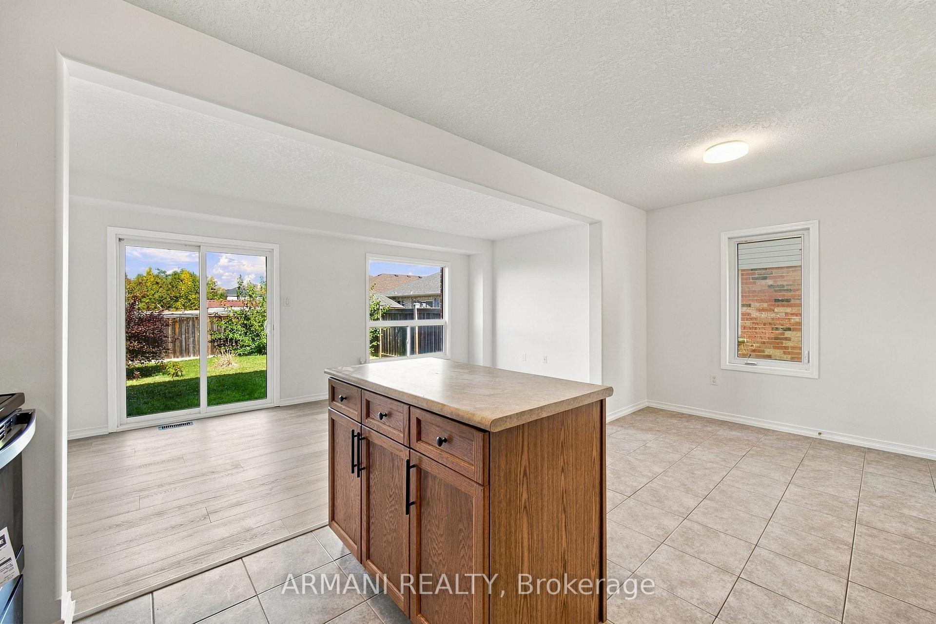 Photo 19 of 74 Falkner Road, New Tecumseth, Alliston — HOMEH