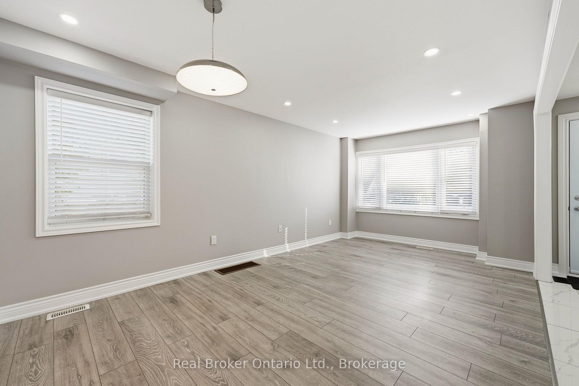 Photo 7 of 178 East 15th Street, Hamilton, Inch Park — HOMEH