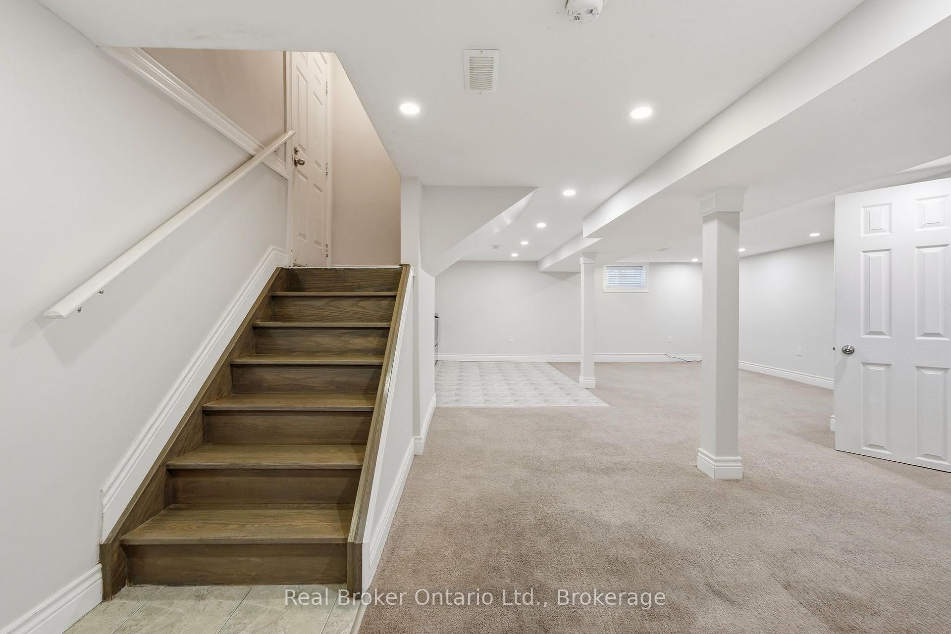 Photo 23 of 178 East 15th Street, Hamilton, Inch Park — HOMEH