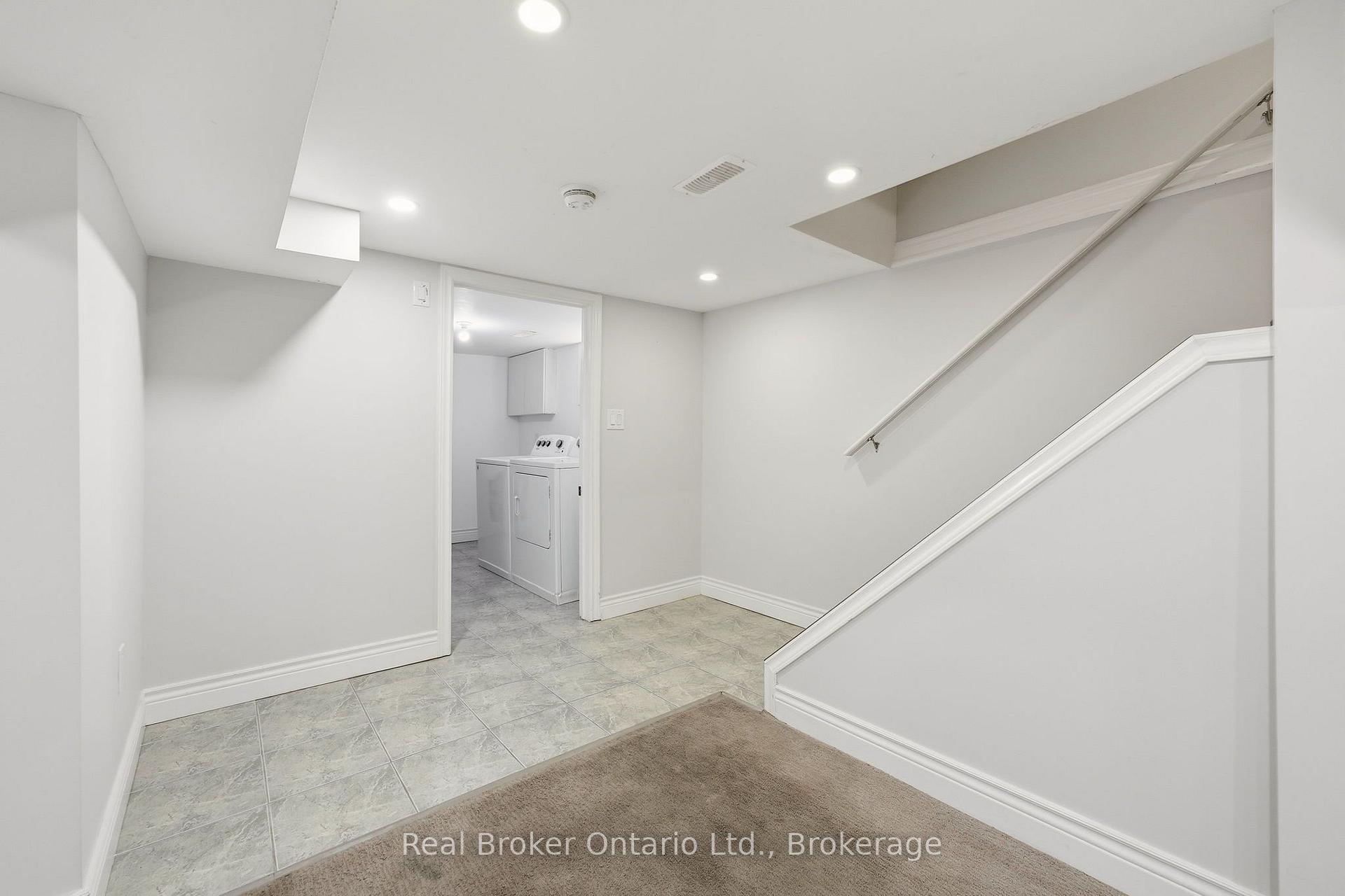 Photo 24 of 178 East 15th Street, Hamilton, Inch Park — HOMEH