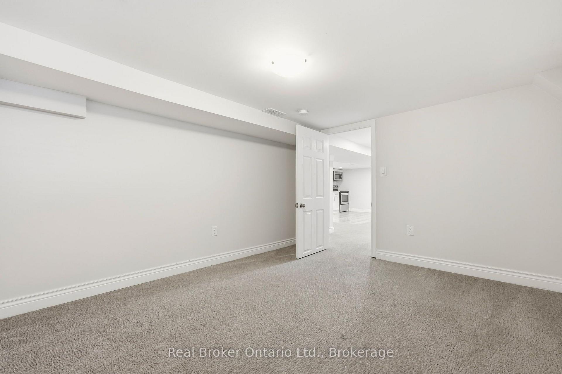 Photo 31 of 178 East 15th Street, Hamilton, Inch Park — HOMEH