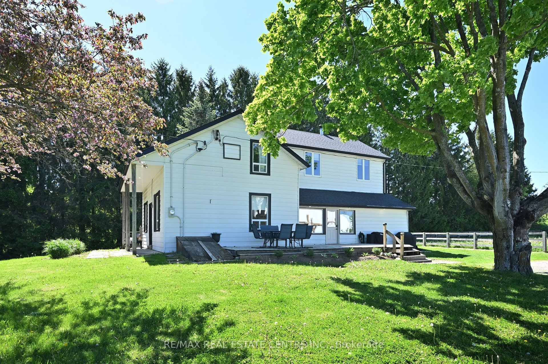 Photo 3 of 347157 Mono Centre Road, Mono, Rural Mono — HOMEH