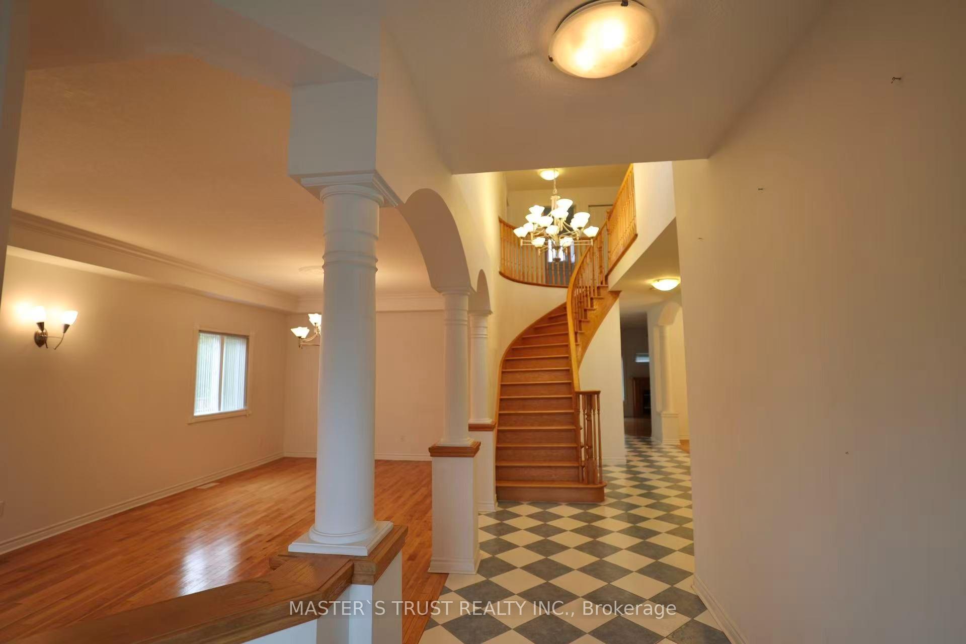 Photo 6 of 7 Westra Drive, Guelph, Willow West/Sugarbush/West Acres — HOMEH