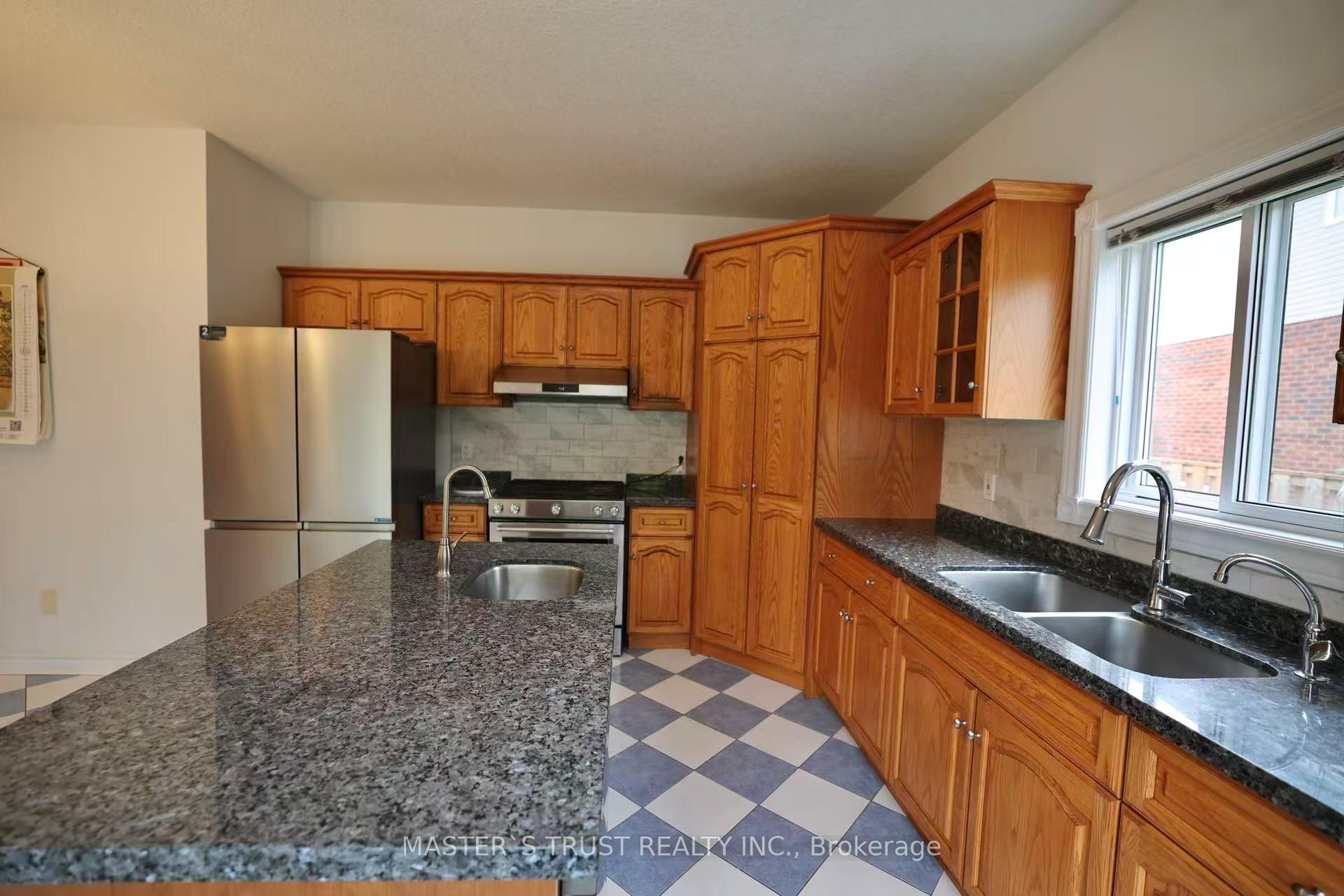 Photo 16 of 7 Westra Drive, Guelph, Willow West/Sugarbush/West Acres — HOMEH
