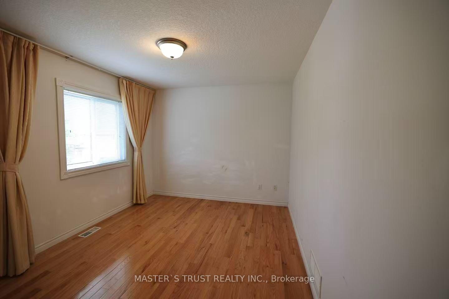 Photo 24 of 7 Westra Drive, Guelph, Willow West/Sugarbush/West Acres — HOMEH