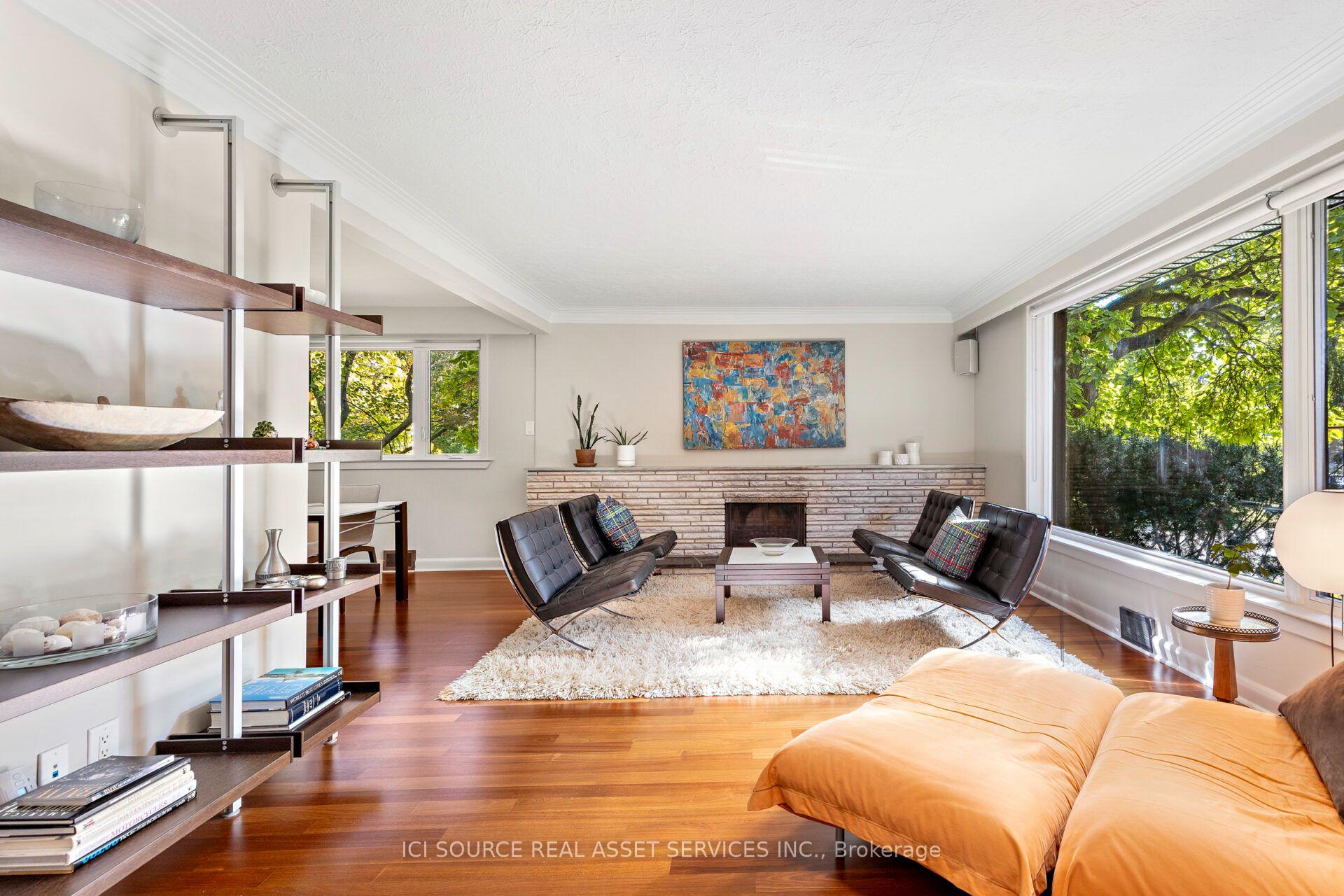 Photo 8 of 10 Red Oaks Crescent, Toronto, Leaside — HOMEH