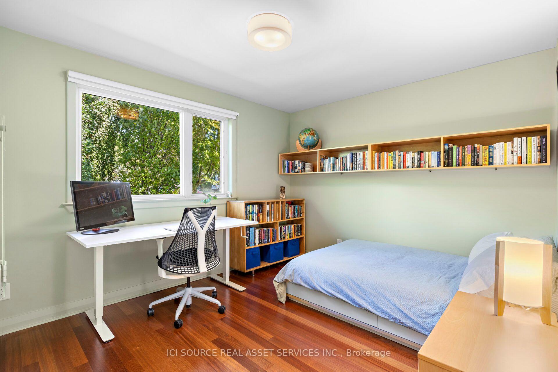 Photo 26 of 10 Red Oaks Crescent, Toronto, Leaside — HOMEH