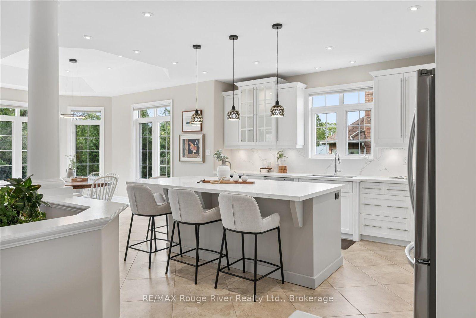 Photo 13 of 26 Hanover Court, Whitby, Lynde Creek — HOMEH