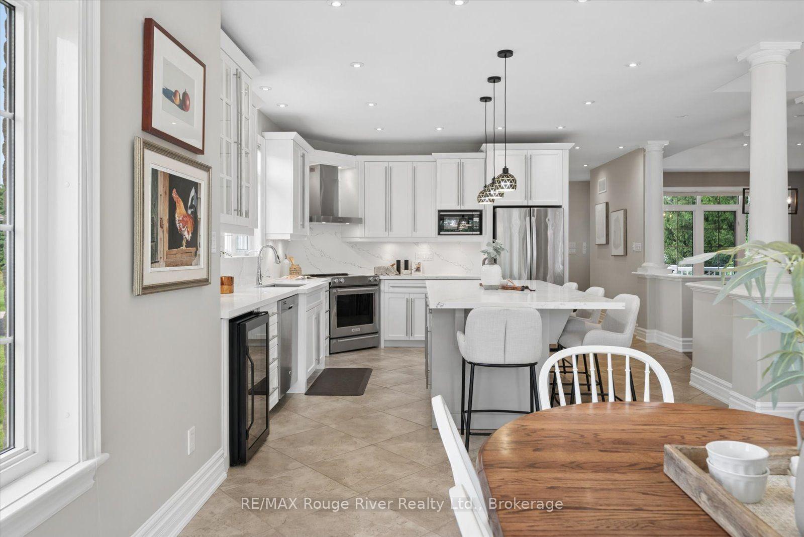 Photo 14 of 26 Hanover Court, Whitby, Lynde Creek — HOMEH