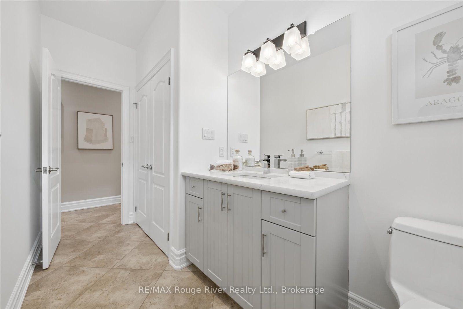 Photo 20 of 26 Hanover Court, Whitby, Lynde Creek — HOMEH
