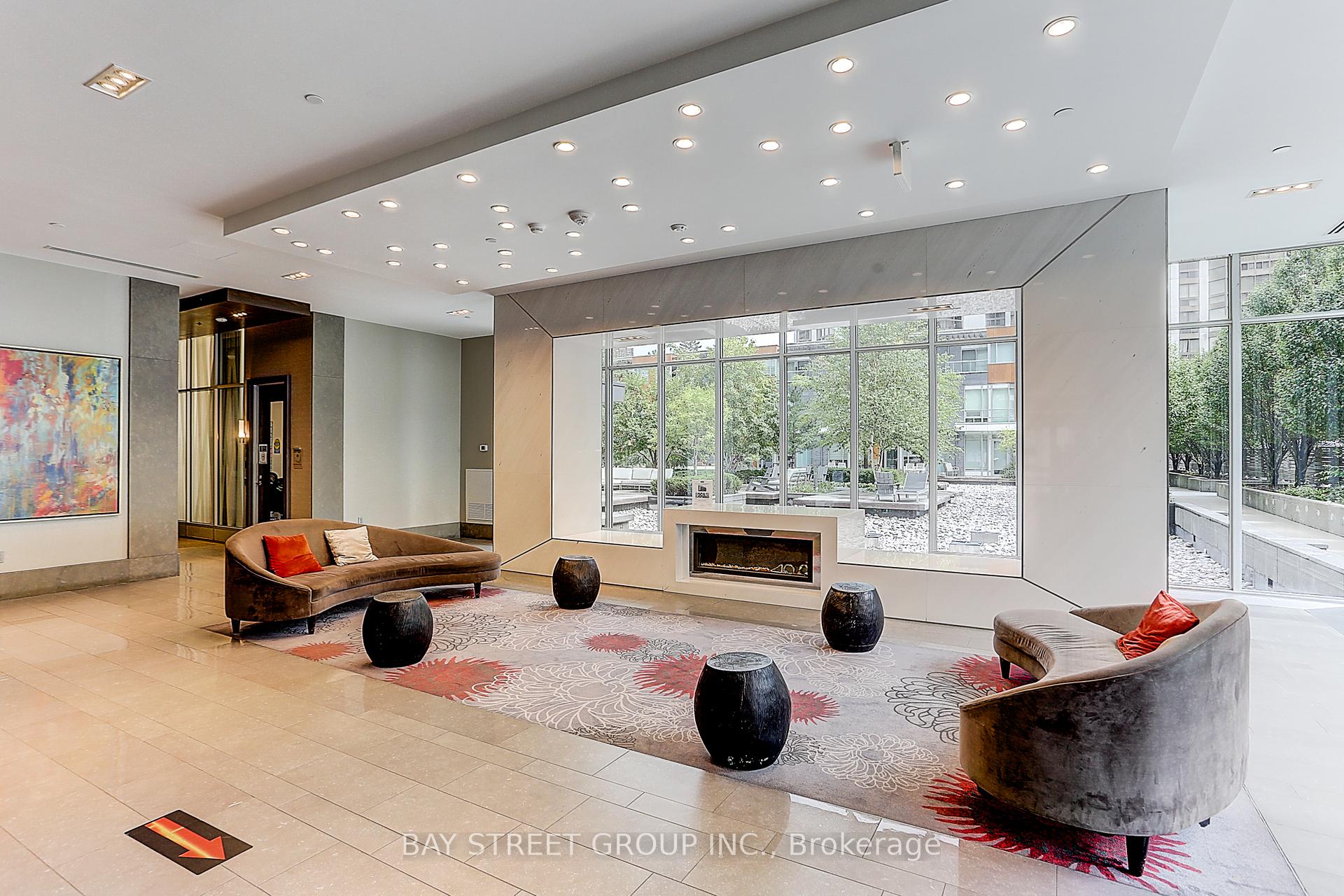 Photo 4 of Unit 308, 88 Sheppard Avenue E, North York, Willowdale East — HOMEH
