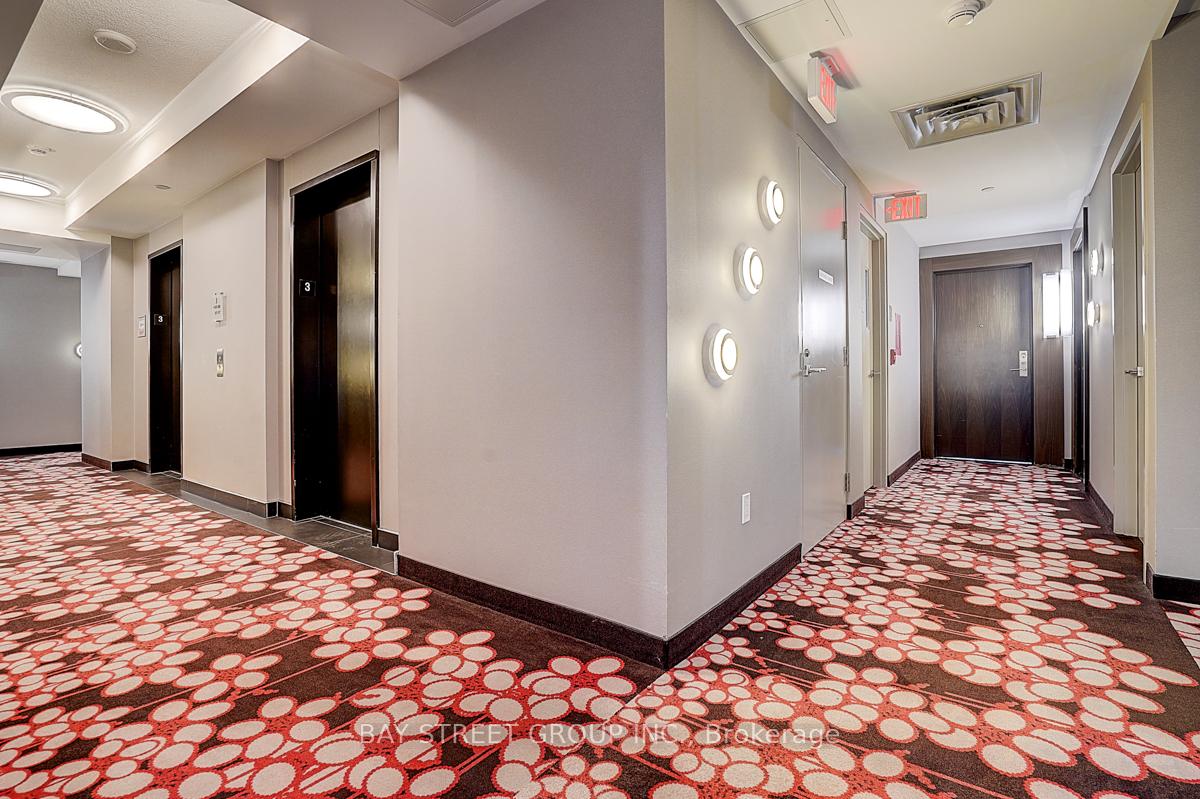 Photo 5 of Unit 308, 88 Sheppard Avenue E, North York, Willowdale East — HOMEH