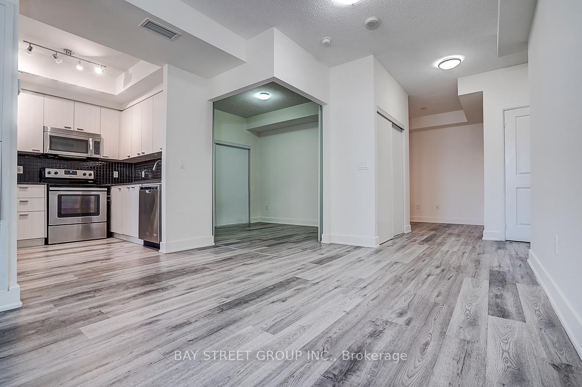 Photo 14 of Unit 308, 88 Sheppard Avenue E, North York, Willowdale East — HOMEH