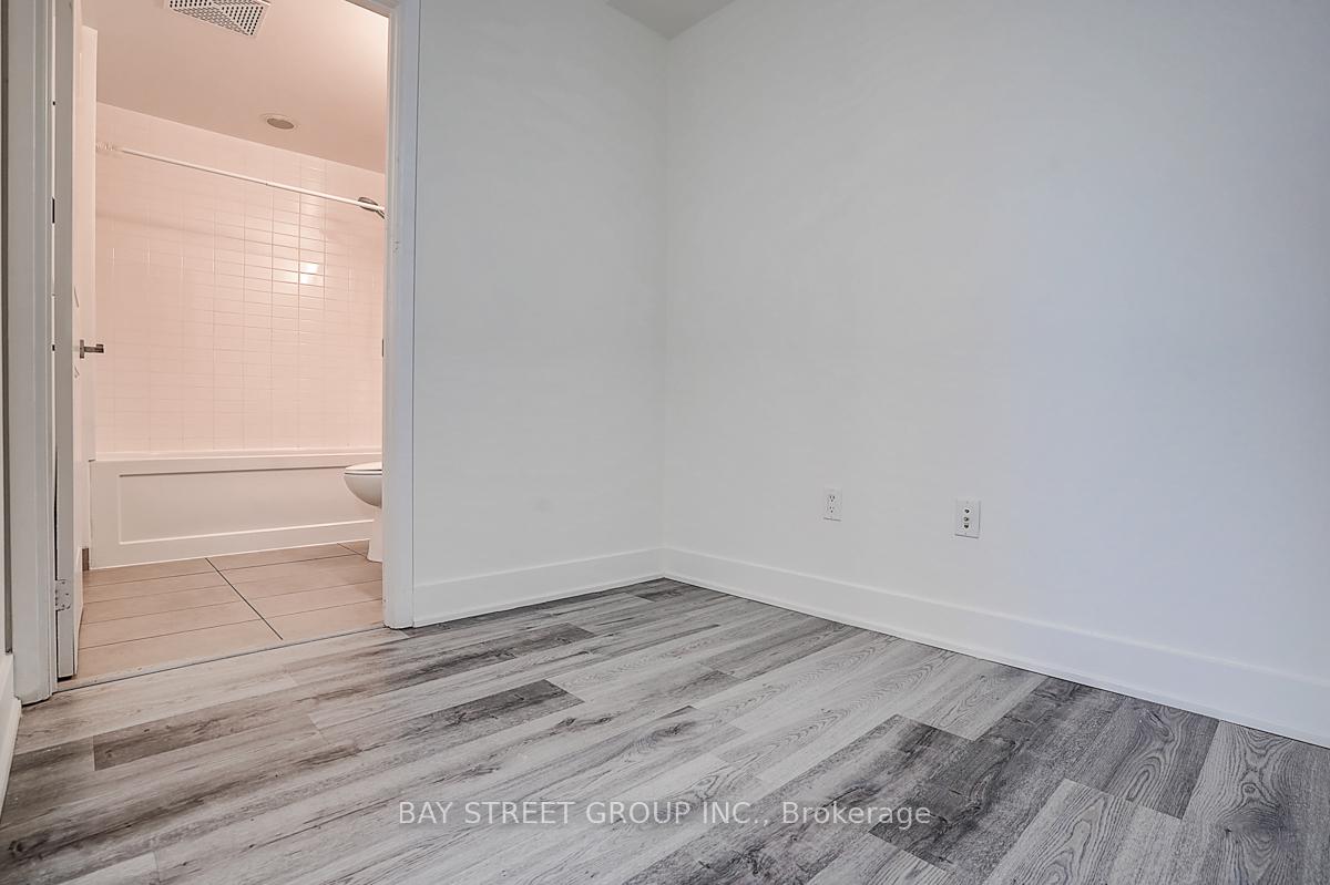 Photo 22 of Unit 308, 88 Sheppard Avenue E, North York, Willowdale East — HOMEH