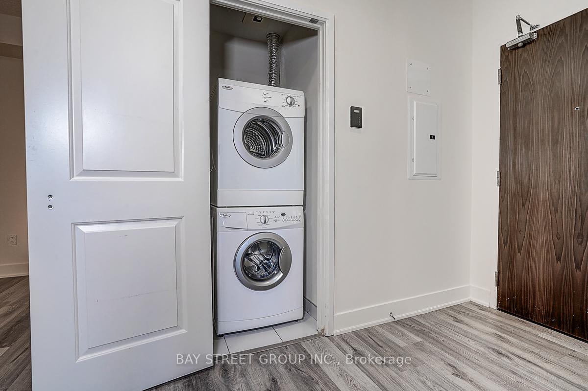 Photo 25 of Unit 308, 88 Sheppard Avenue E, North York, Willowdale East — HOMEH