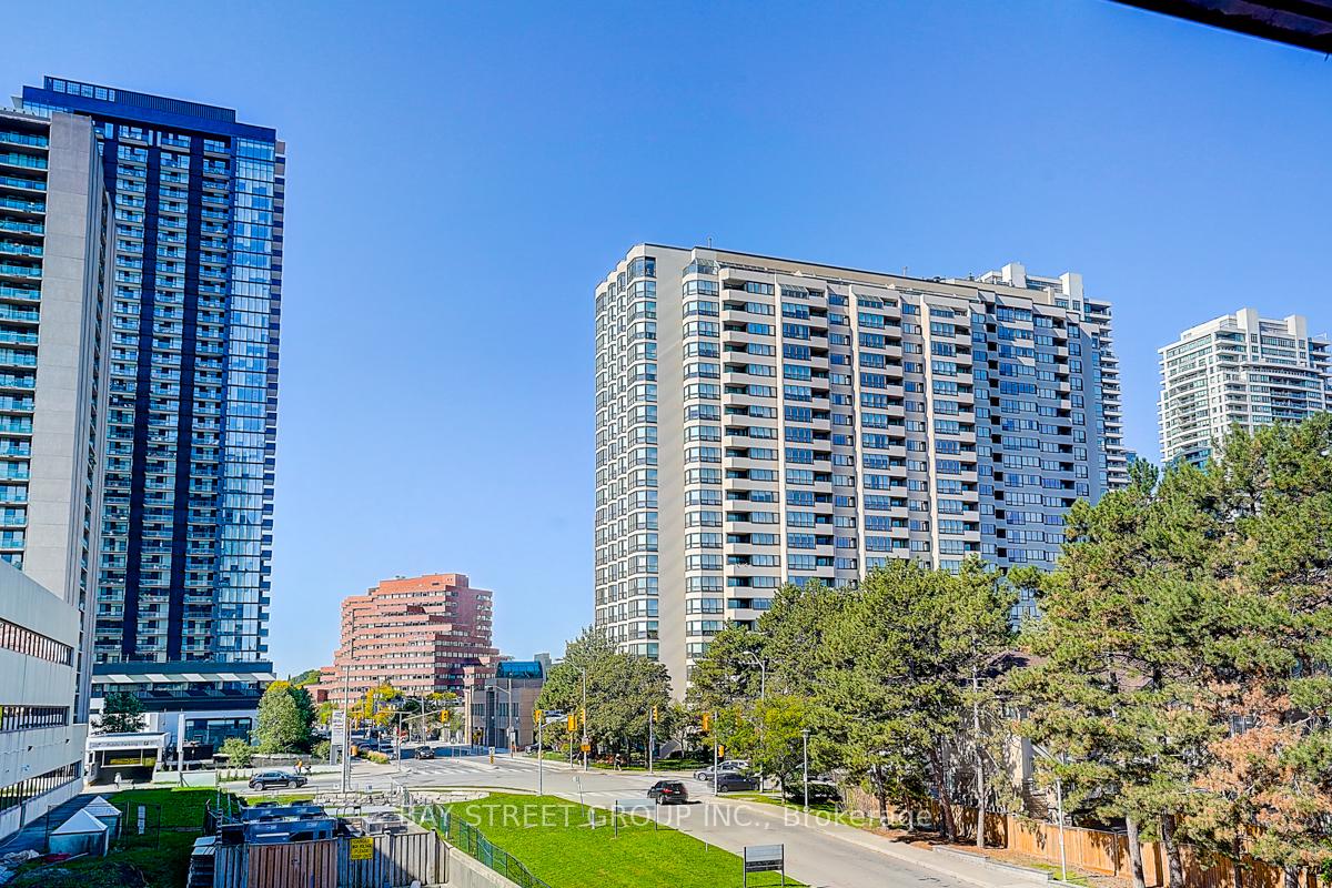 Photo 29 of Unit 308, 88 Sheppard Avenue E, North York, Willowdale East — HOMEH