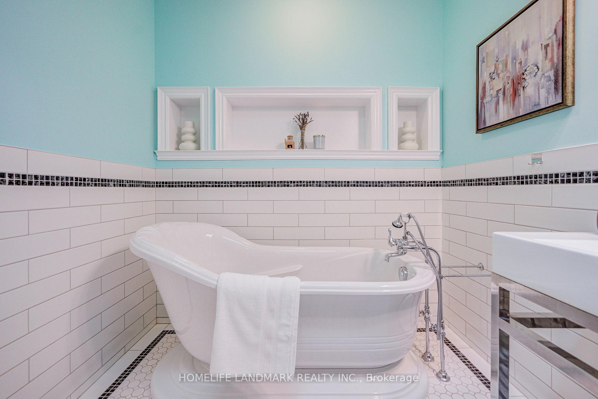 Photo 22 of 668 Garth Street, Hamilton, Westcliffe — HOMEH