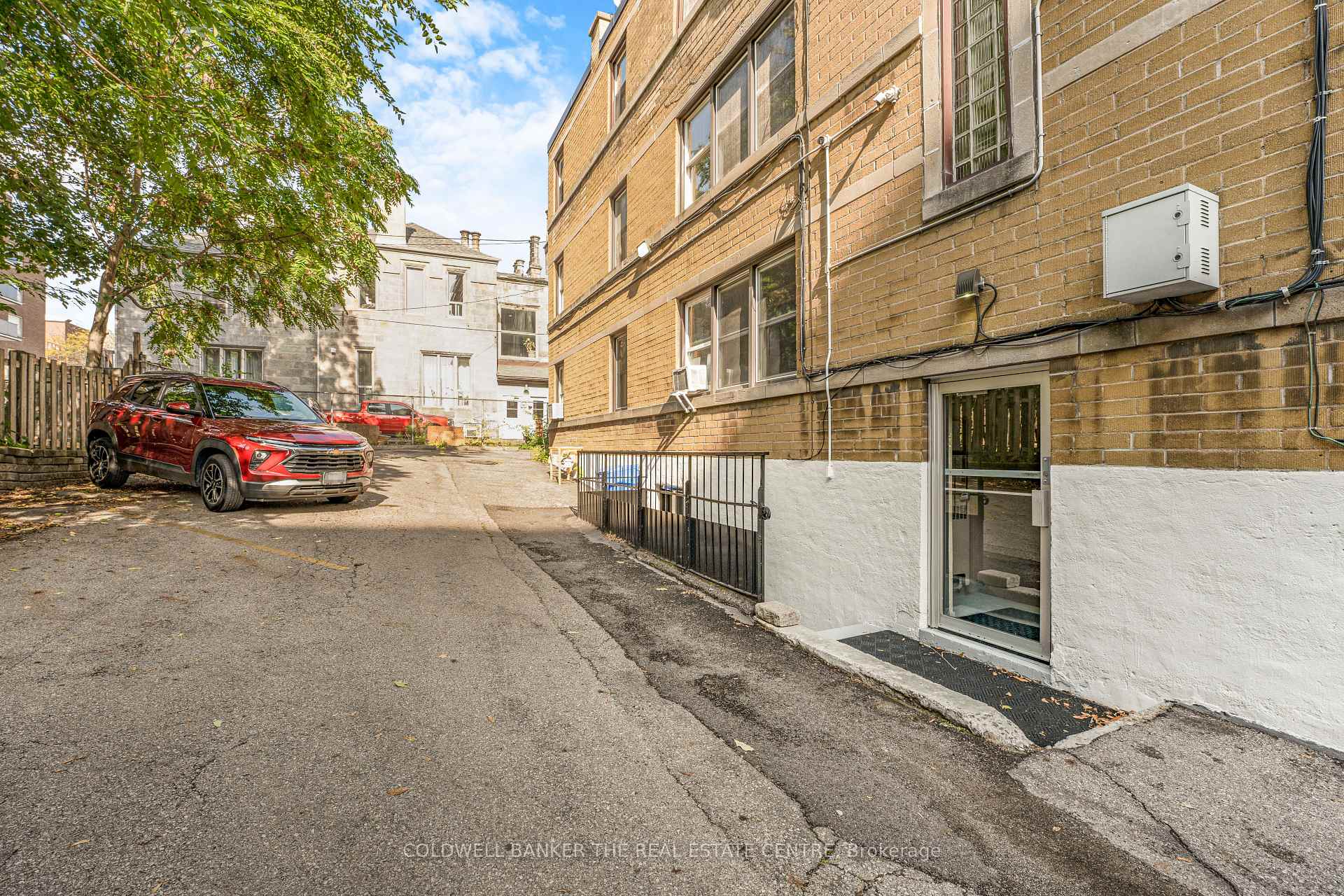 Photo 22 of Unit 9, 4 Robinson Street, Hamilton, Durand — HOMEH