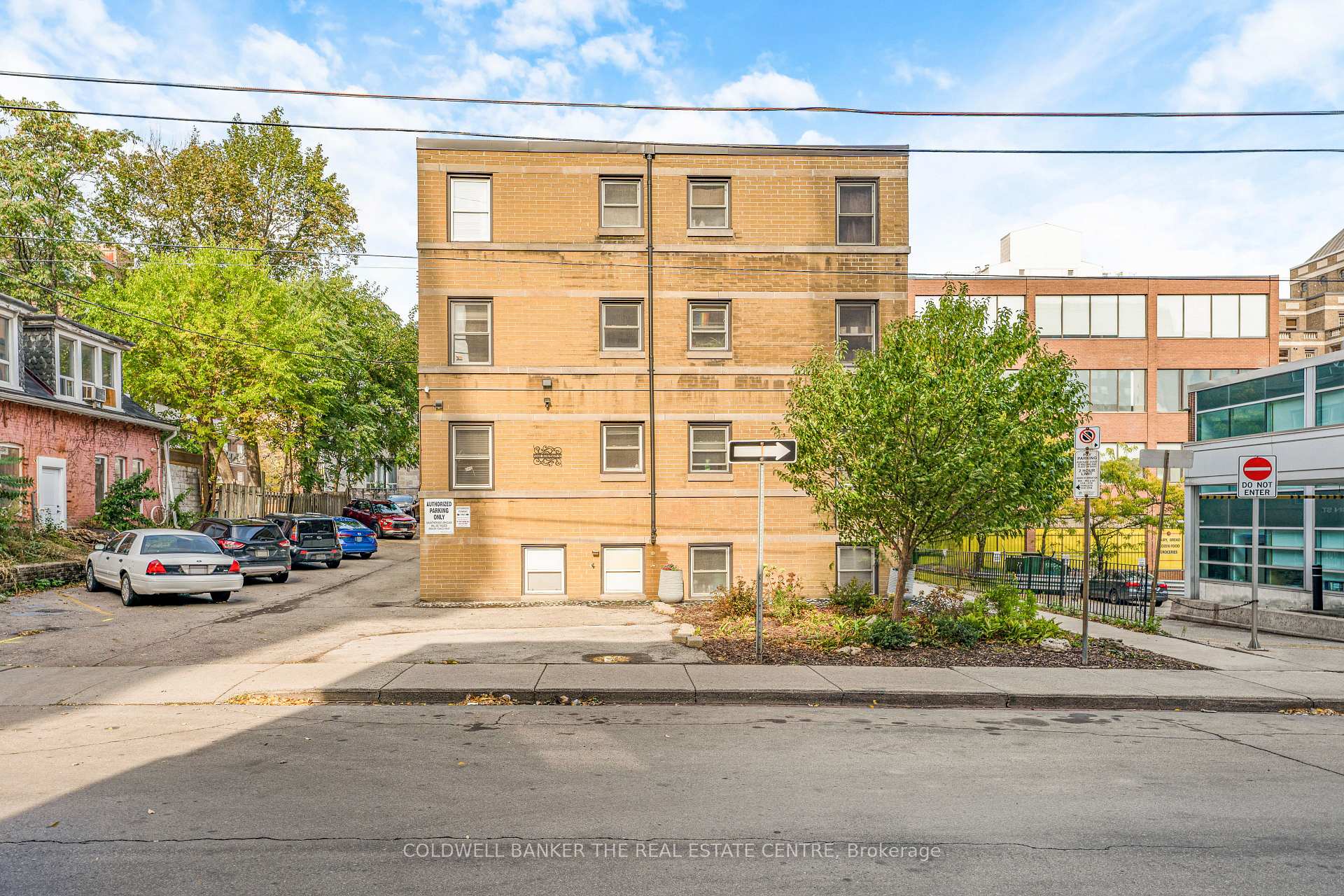 Photo 23 of Unit 9, 4 Robinson Street, Hamilton, Durand — HOMEH