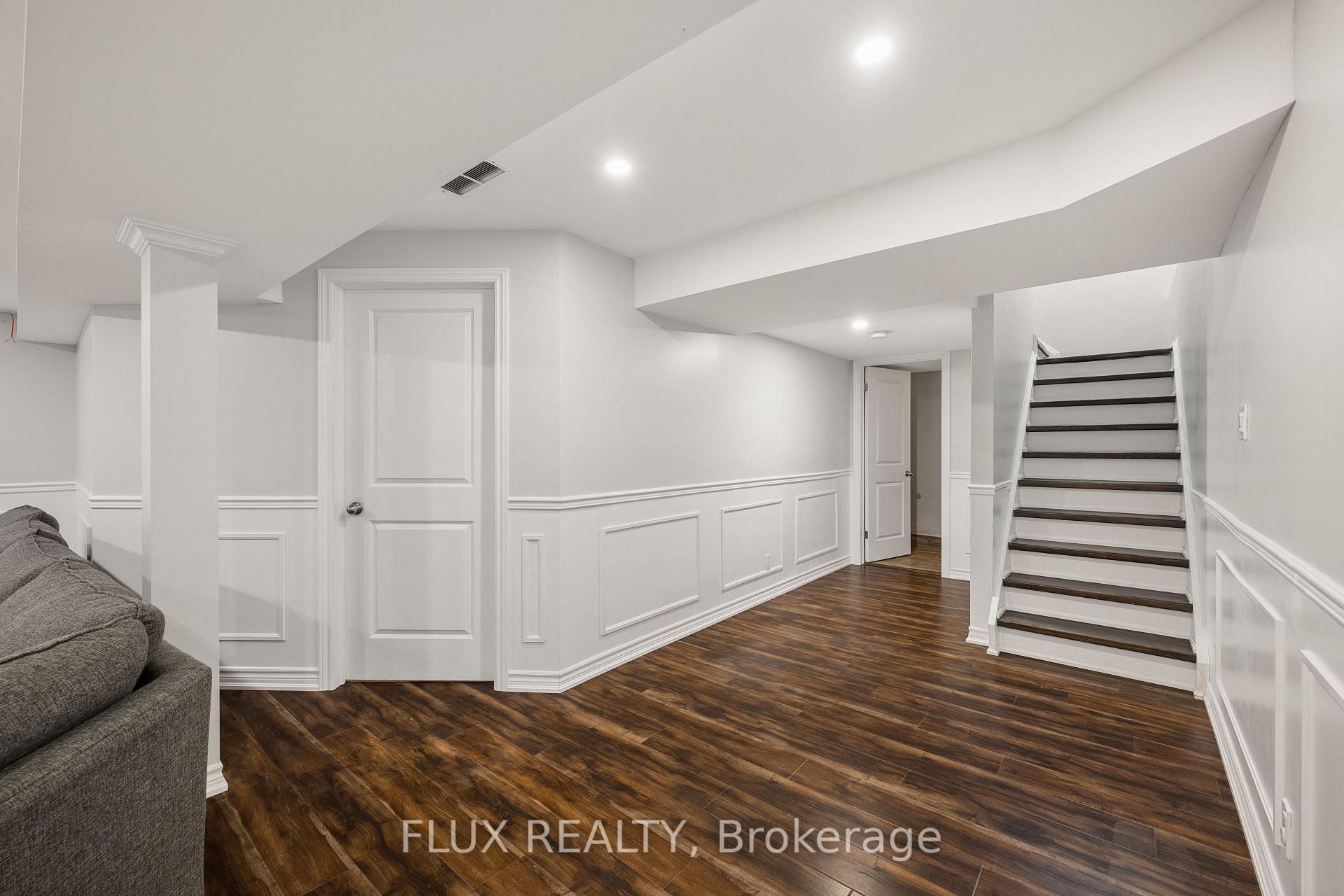 Photo 29 of 822 Whitecap Street, Waterloo, Eastbridge — HOMEH