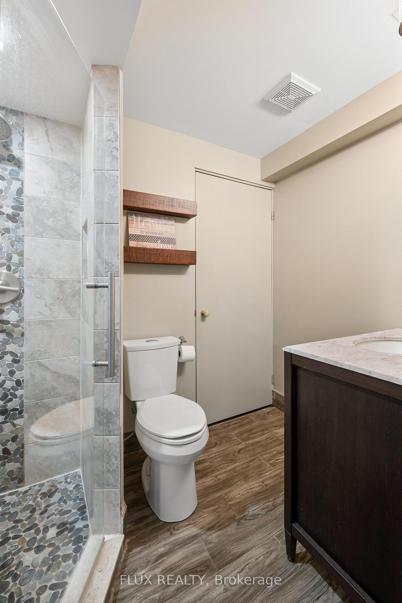 Photo 33 of 822 Whitecap Street, Waterloo, Eastbridge — HOMEH