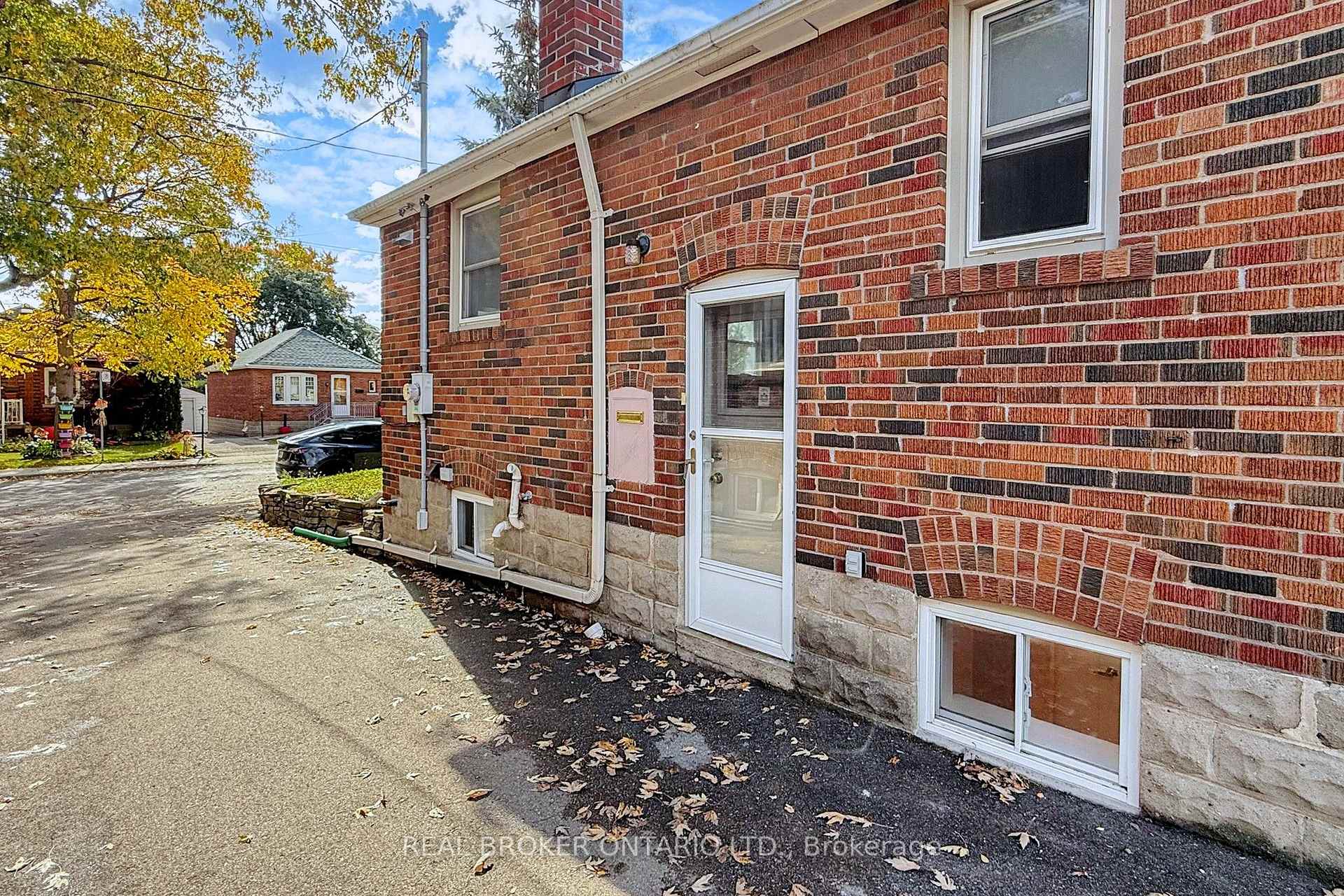 Photo 16 of Unit Basement, 164 William Street, North York, Weston — HOMEH