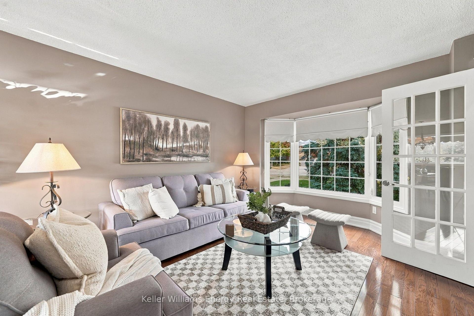 Photo 13 of 250 Glen Hill Drive, Whitby, Blue Grass Meadows — HOMEH