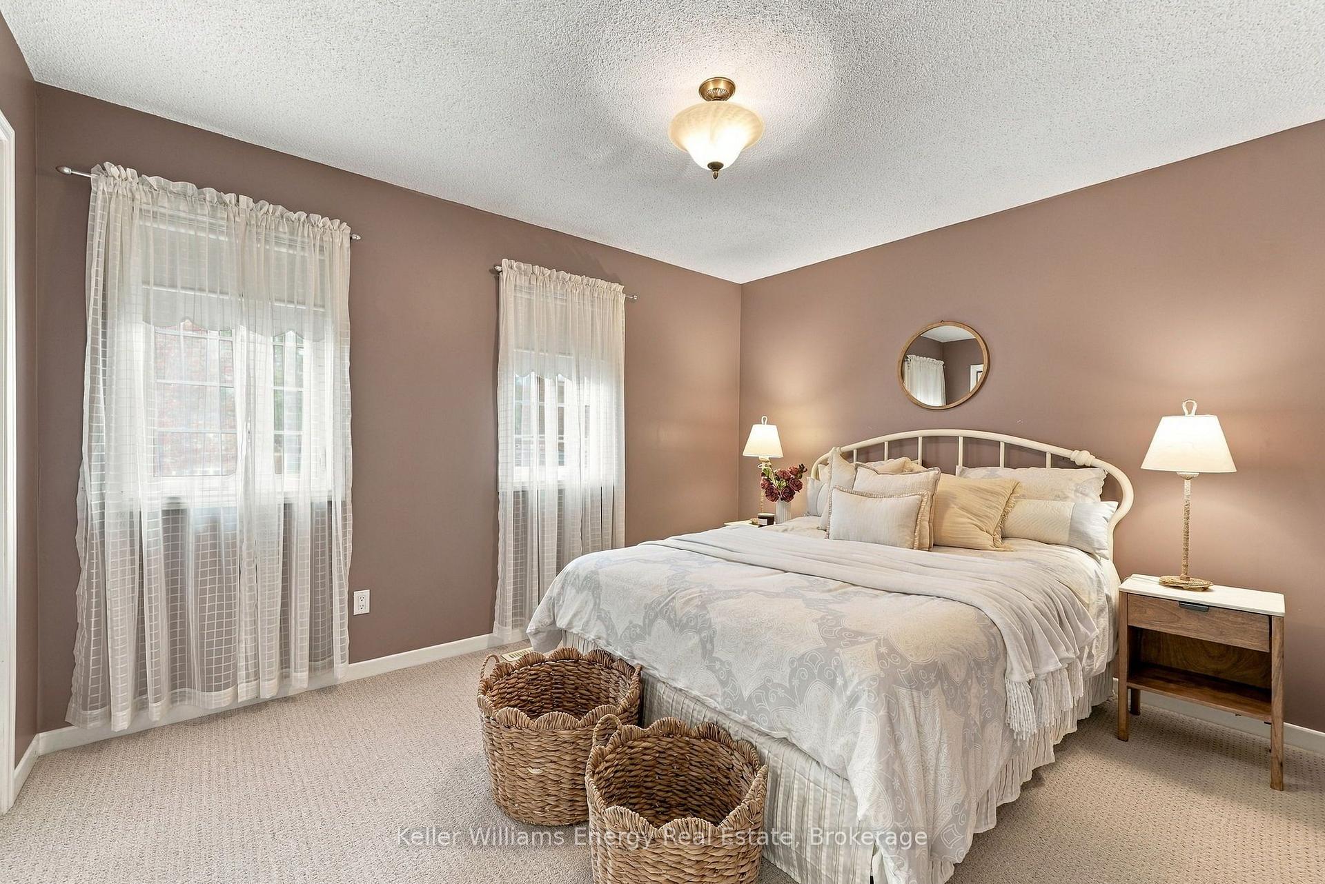 Photo 26 of 250 Glen Hill Drive, Whitby, Blue Grass Meadows — HOMEH