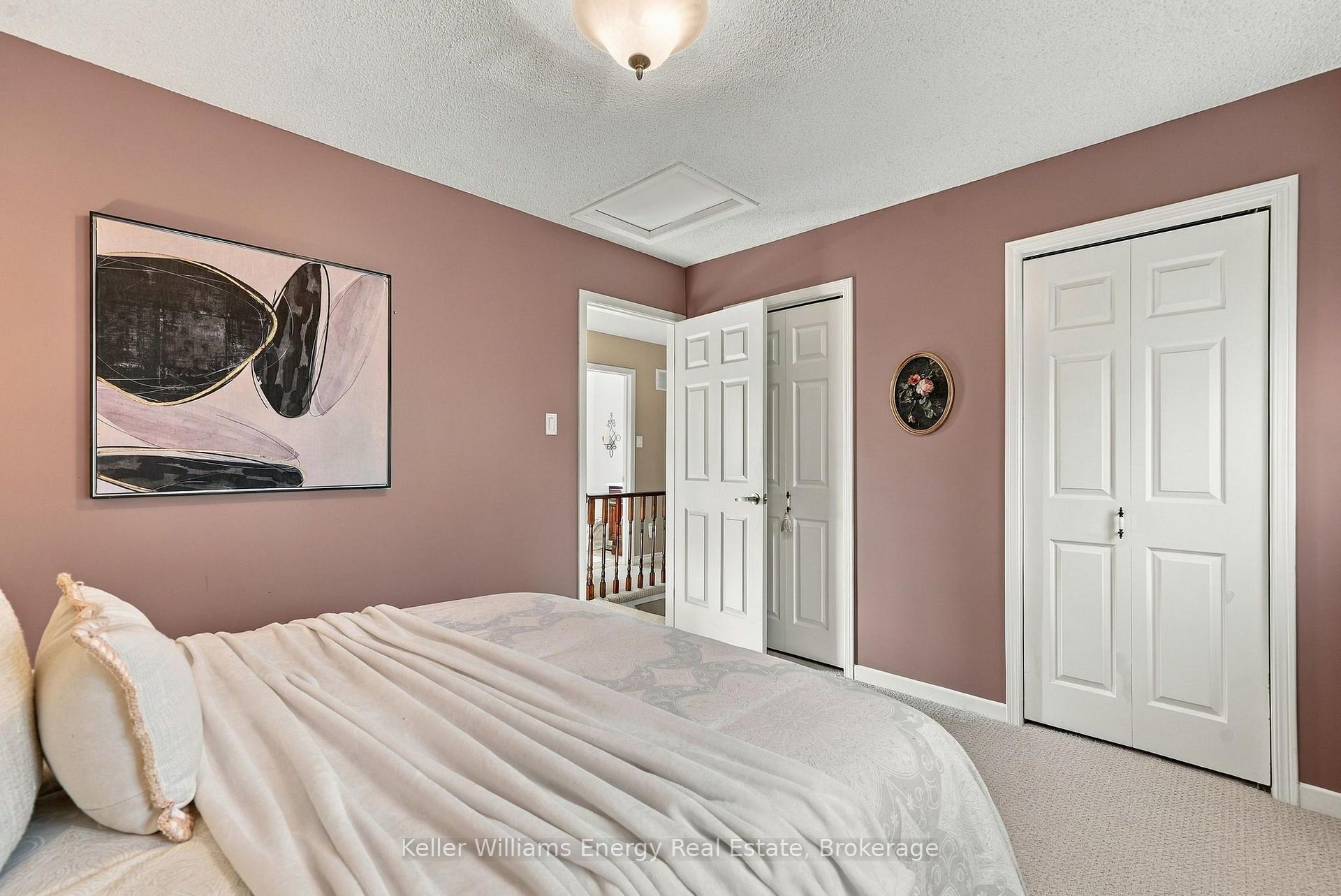 Photo 27 of 250 Glen Hill Drive, Whitby, Blue Grass Meadows — HOMEH