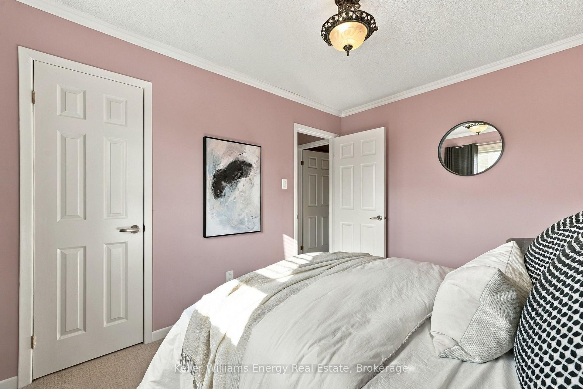 Photo 29 of 250 Glen Hill Drive, Whitby, Blue Grass Meadows — HOMEH