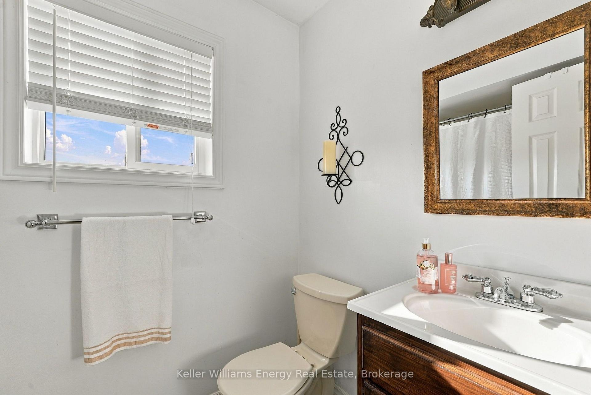 Photo 30 of 250 Glen Hill Drive, Whitby, Blue Grass Meadows — HOMEH