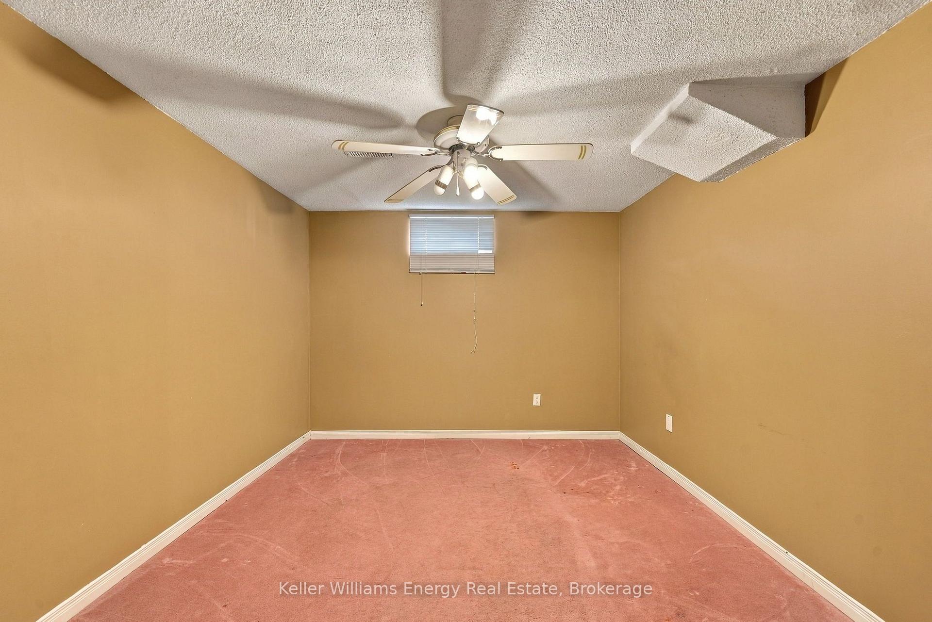 Photo 32 of 250 Glen Hill Drive, Whitby, Blue Grass Meadows — HOMEH