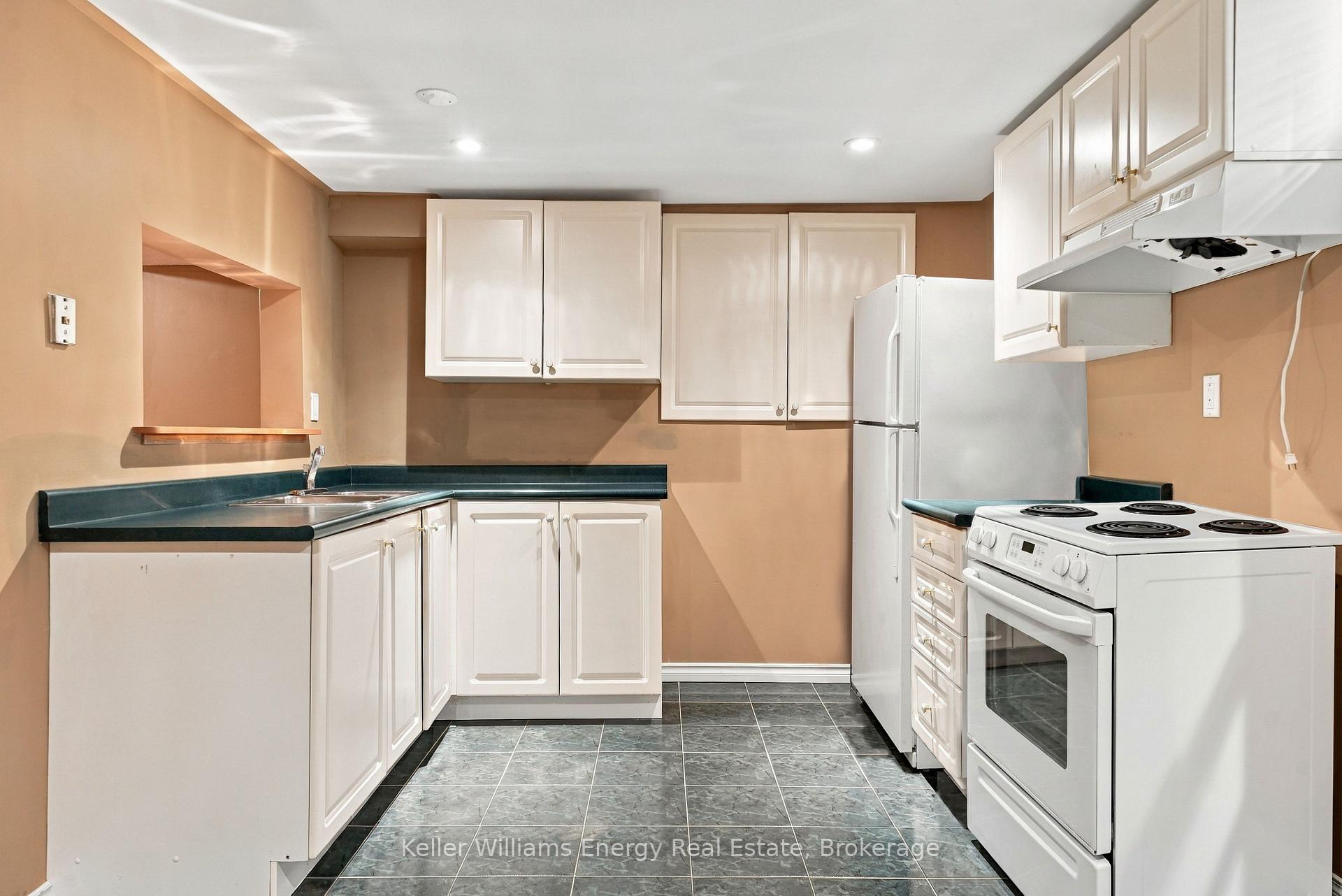 Photo 34 of 250 Glen Hill Drive, Whitby, Blue Grass Meadows — HOMEH