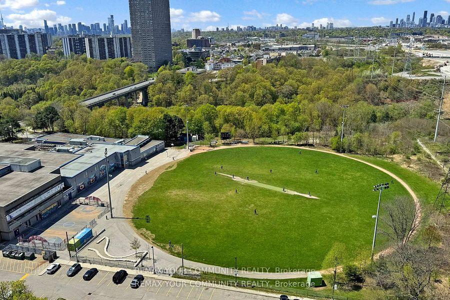 Photo 23 of Unit 2108, 735 Don Mills Rd, Toronto, Flemingdon Park — HOMEH