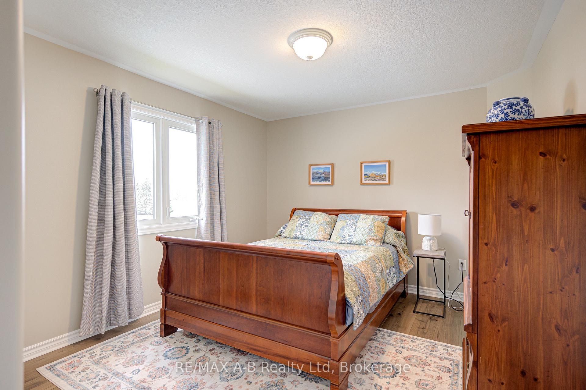 Photo 20 of 194 Station Road, Perth South, Sebringville — HOMEH