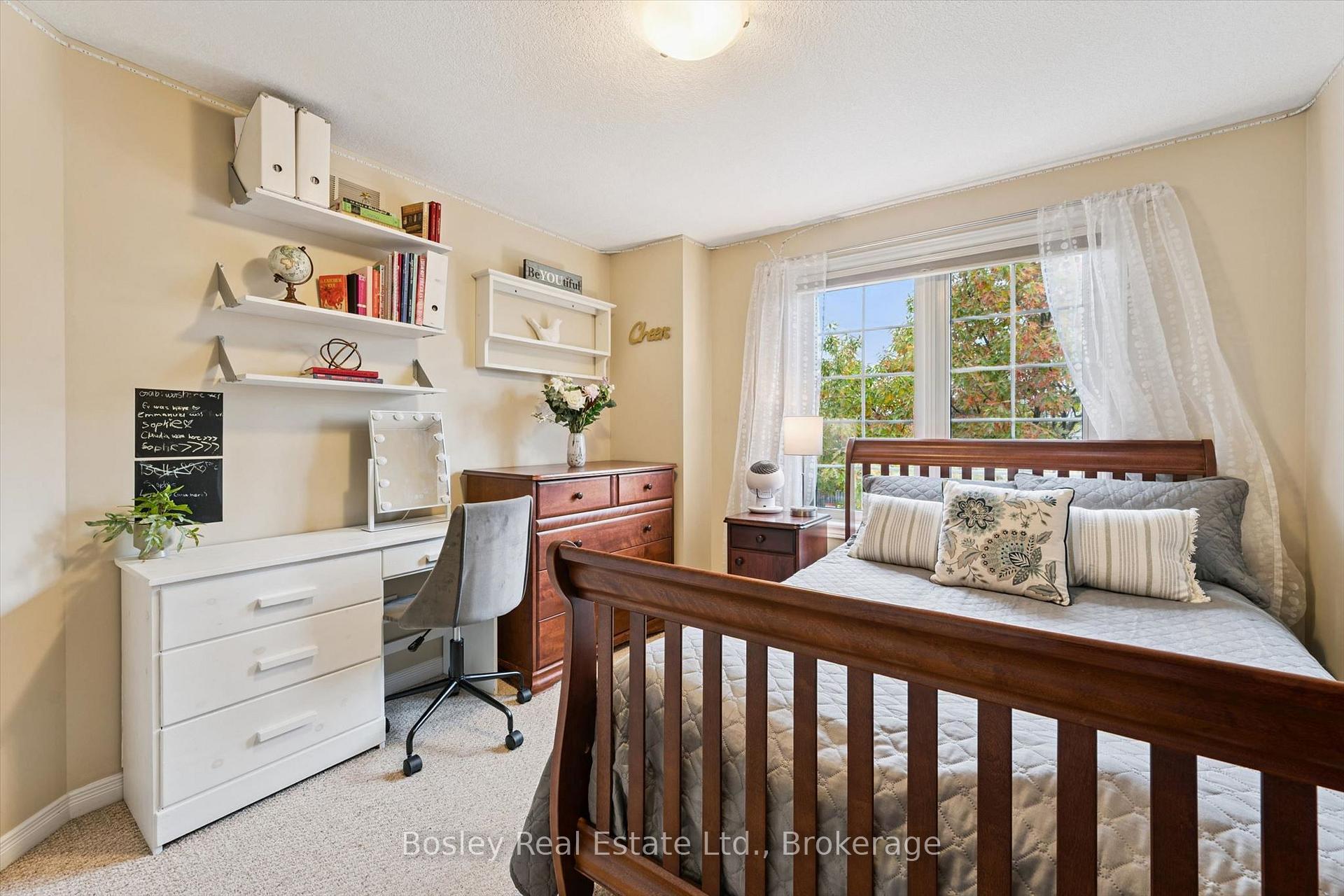 Photo 19 of 8 Walker Way, Guelph, Pineridge/Westminster Woods — HOMEH