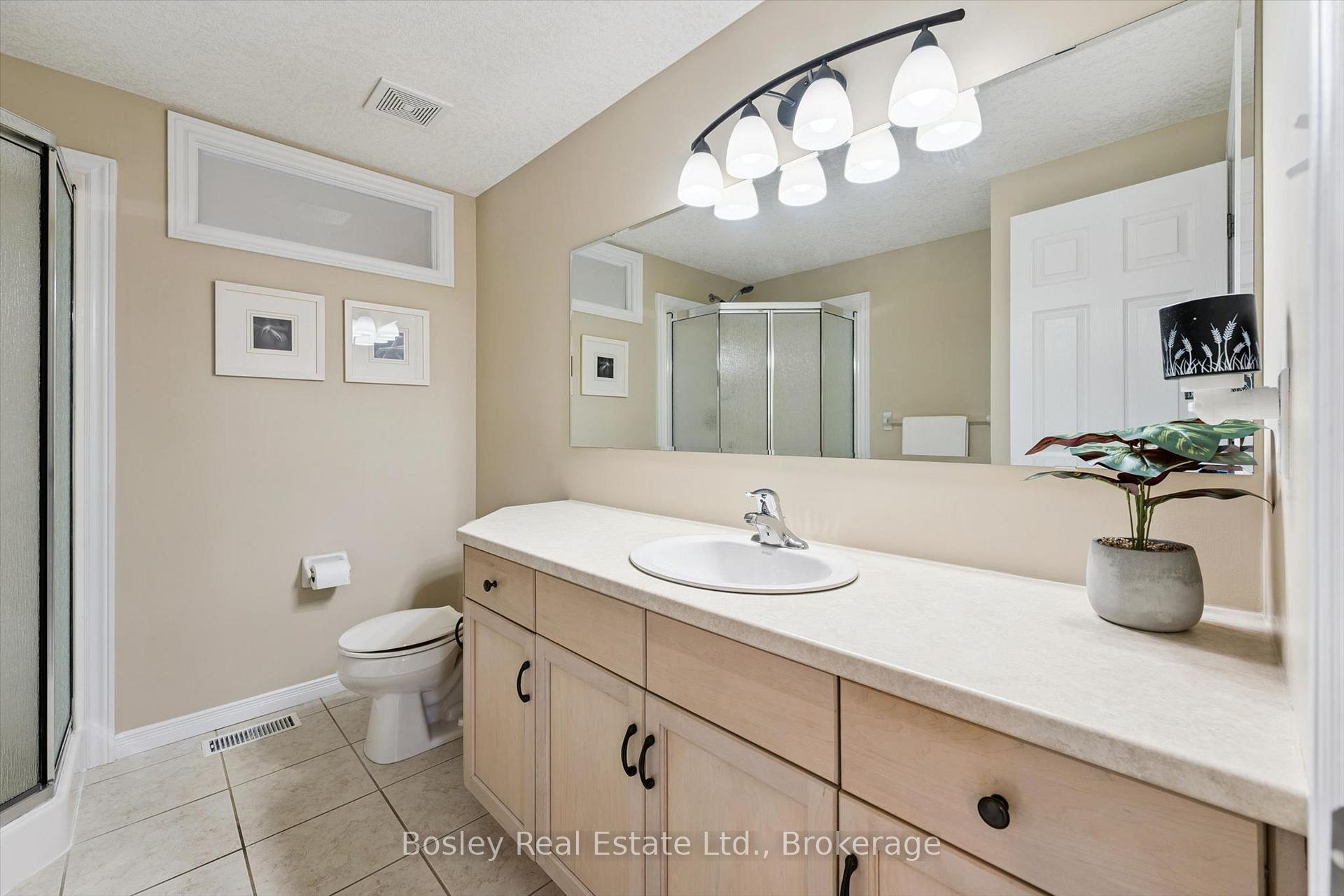 Photo 25 of 8 Walker Way, Guelph, Pineridge/Westminster Woods — HOMEH