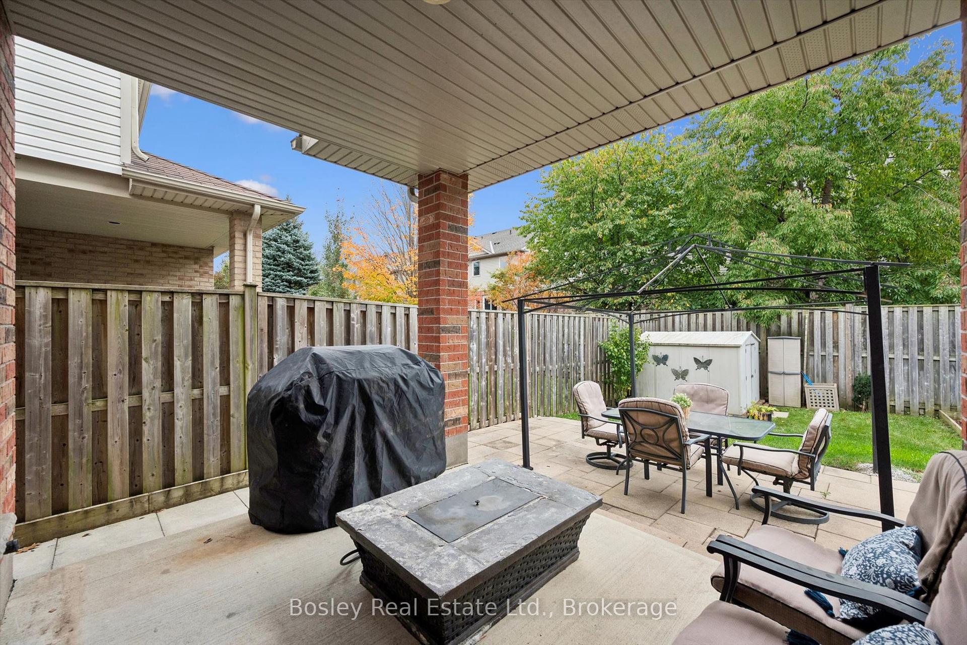 Photo 34 of 8 Walker Way, Guelph, Pineridge/Westminster Woods — HOMEH