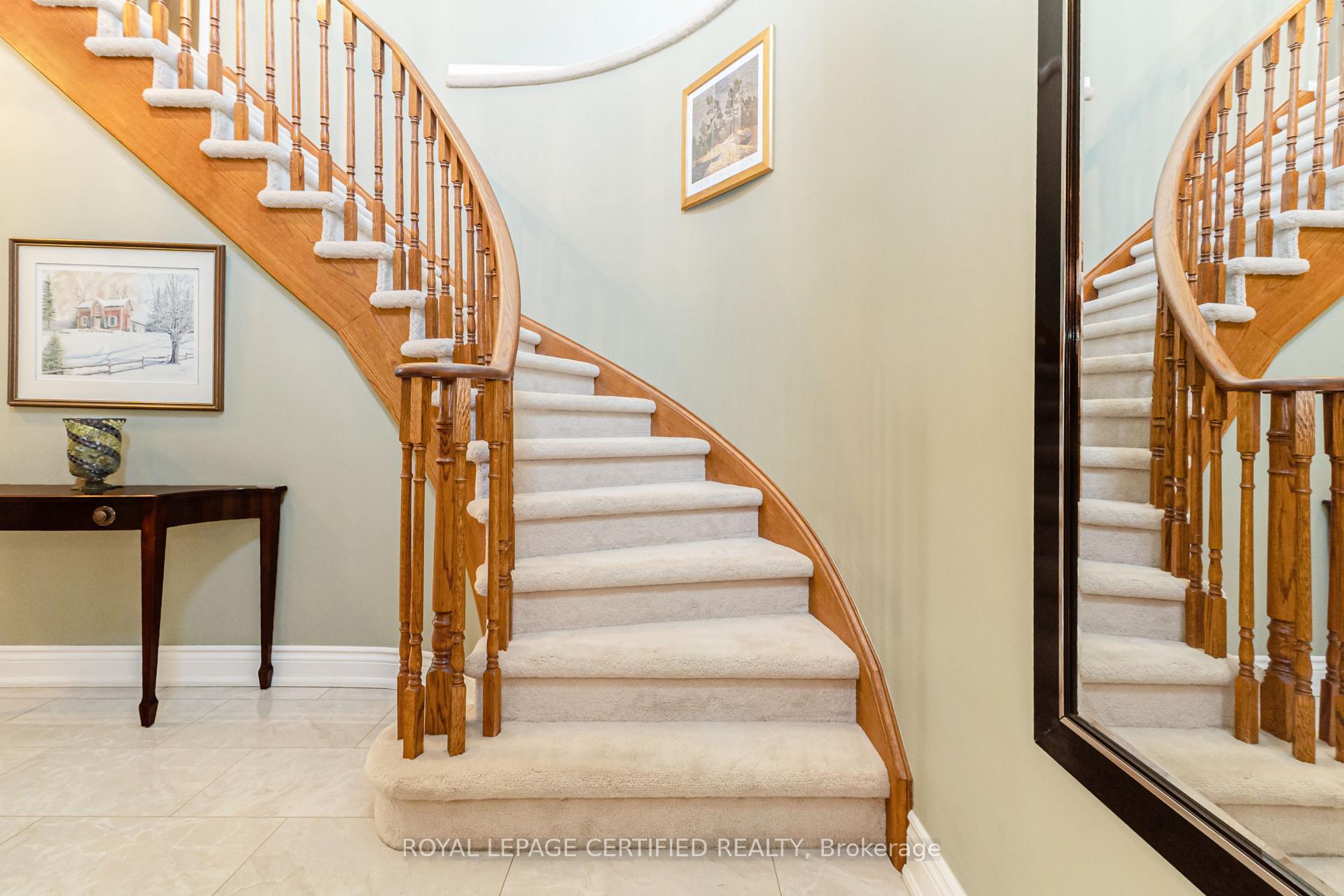 Photo 17 of 6 Collingwood Avenue, Brampton, Snelgrove — HOMEH