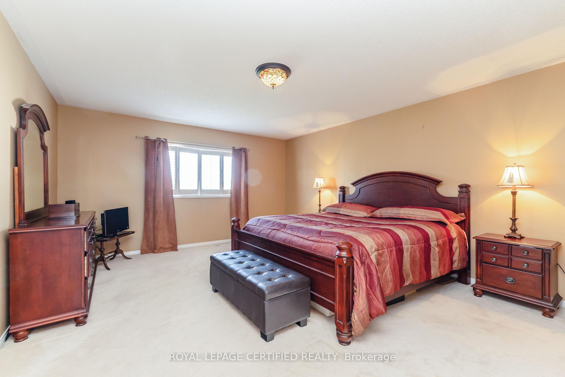 Photo 18 of 6 Collingwood Avenue, Brampton, Snelgrove — HOMEH