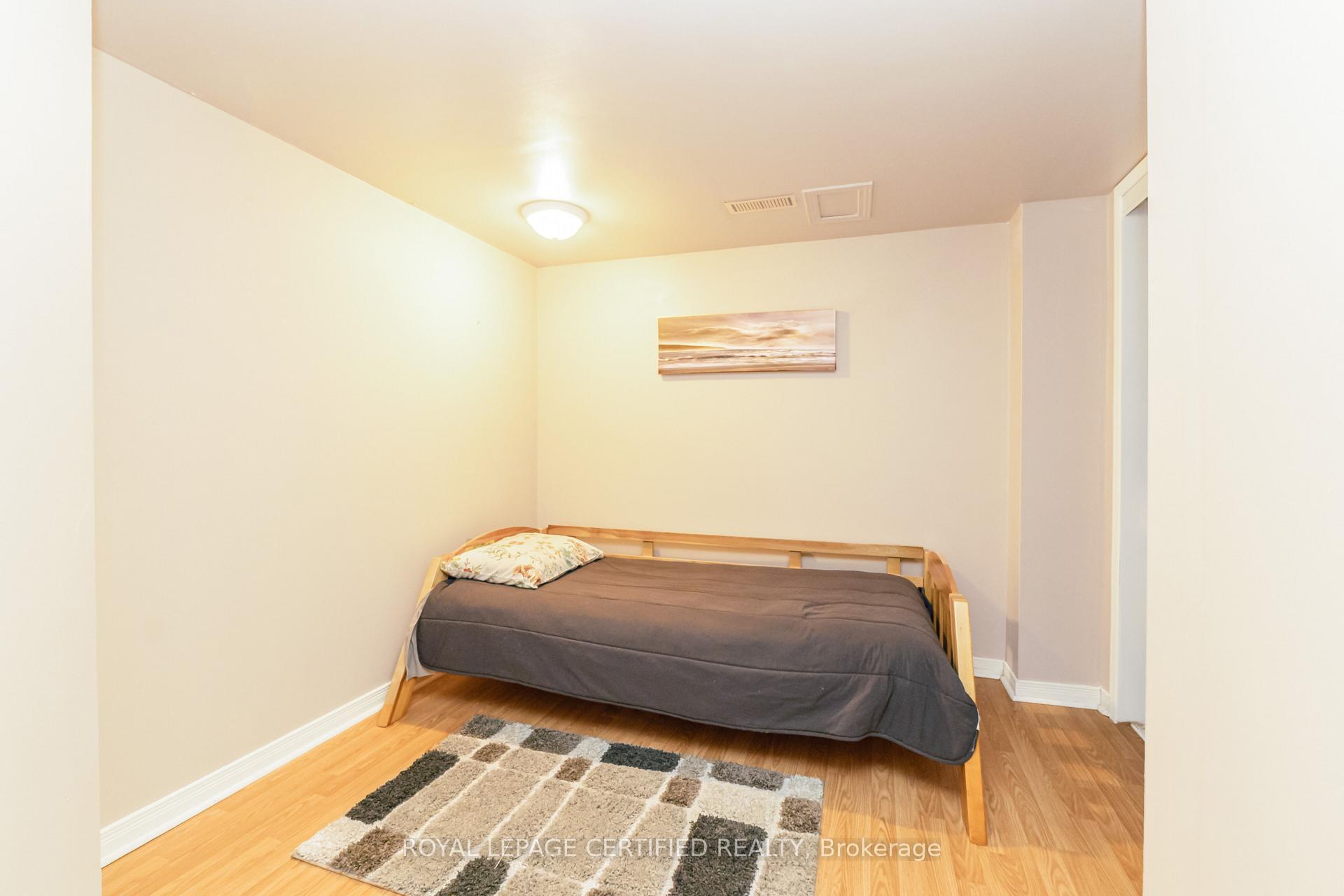 Photo 30 of 6 Collingwood Avenue, Brampton, Snelgrove — HOMEH