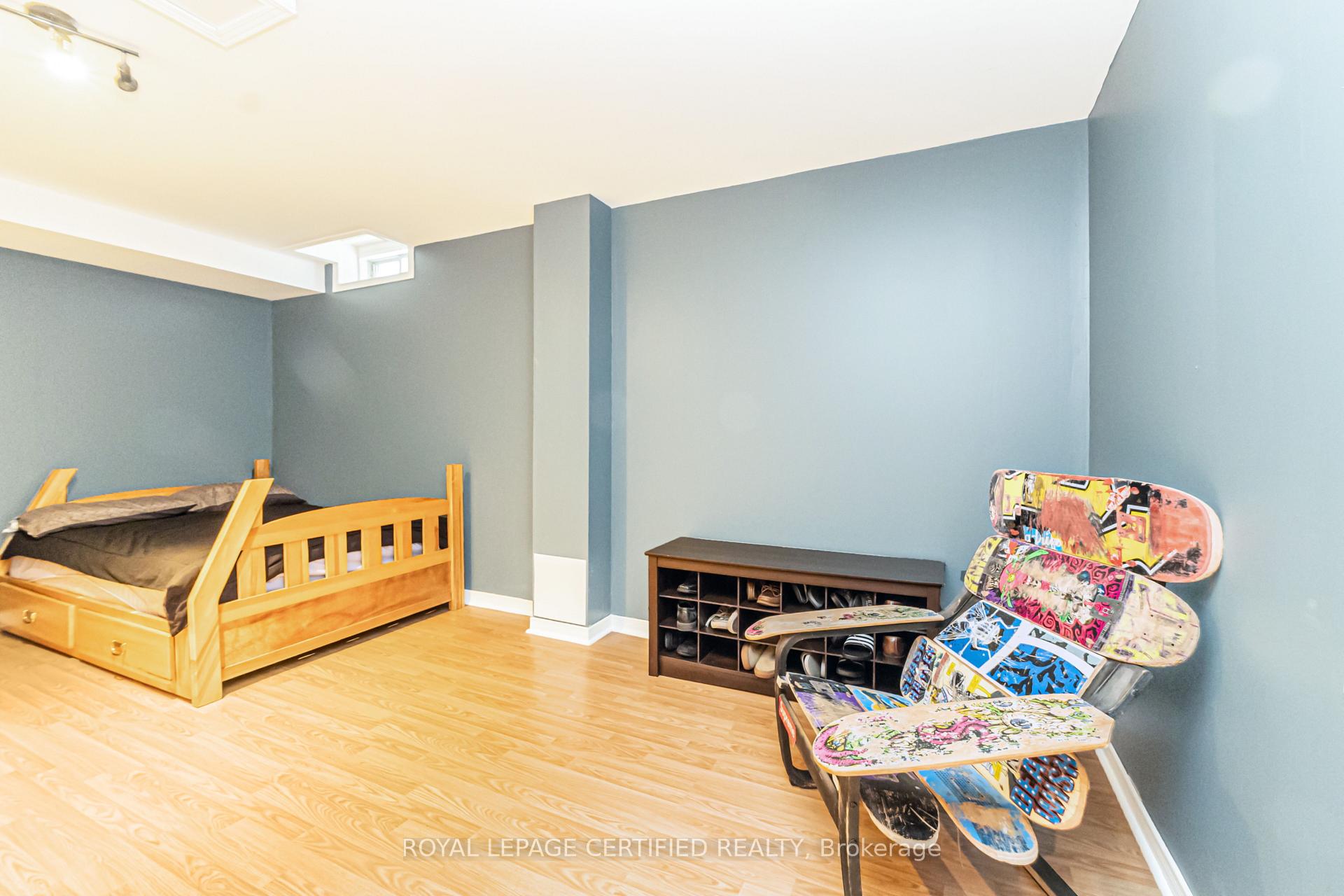 Photo 31 of 6 Collingwood Avenue, Brampton, Snelgrove — HOMEH