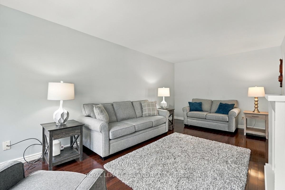 Photo 7 of 1345 Aldersbrook Road, London, North I — HOMEH
