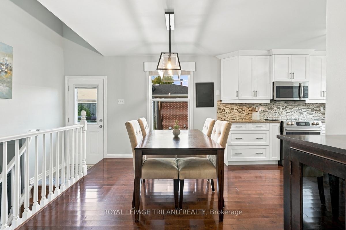 Photo 17 of 1345 Aldersbrook Road, London, North I — HOMEH