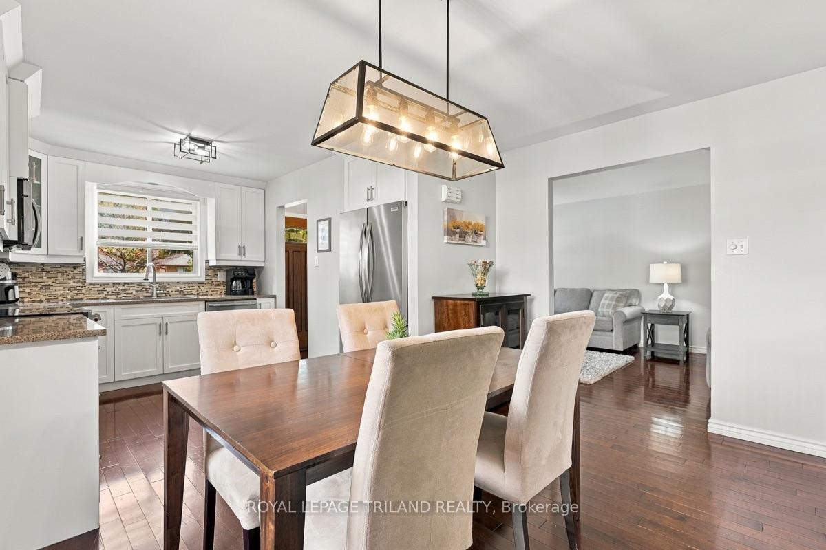 Photo 19 of 1345 Aldersbrook Road, London, North I — HOMEH
