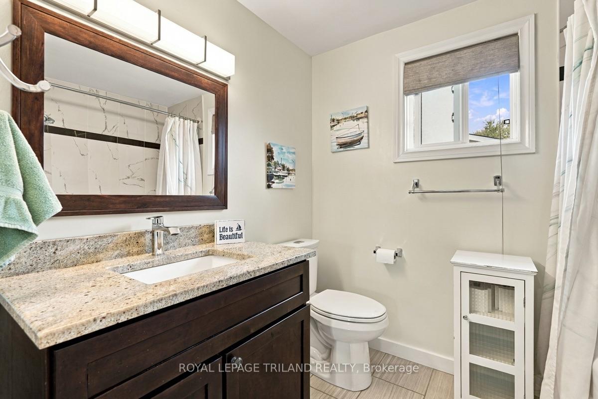 Photo 24 of 1345 Aldersbrook Road, London, North I — HOMEH