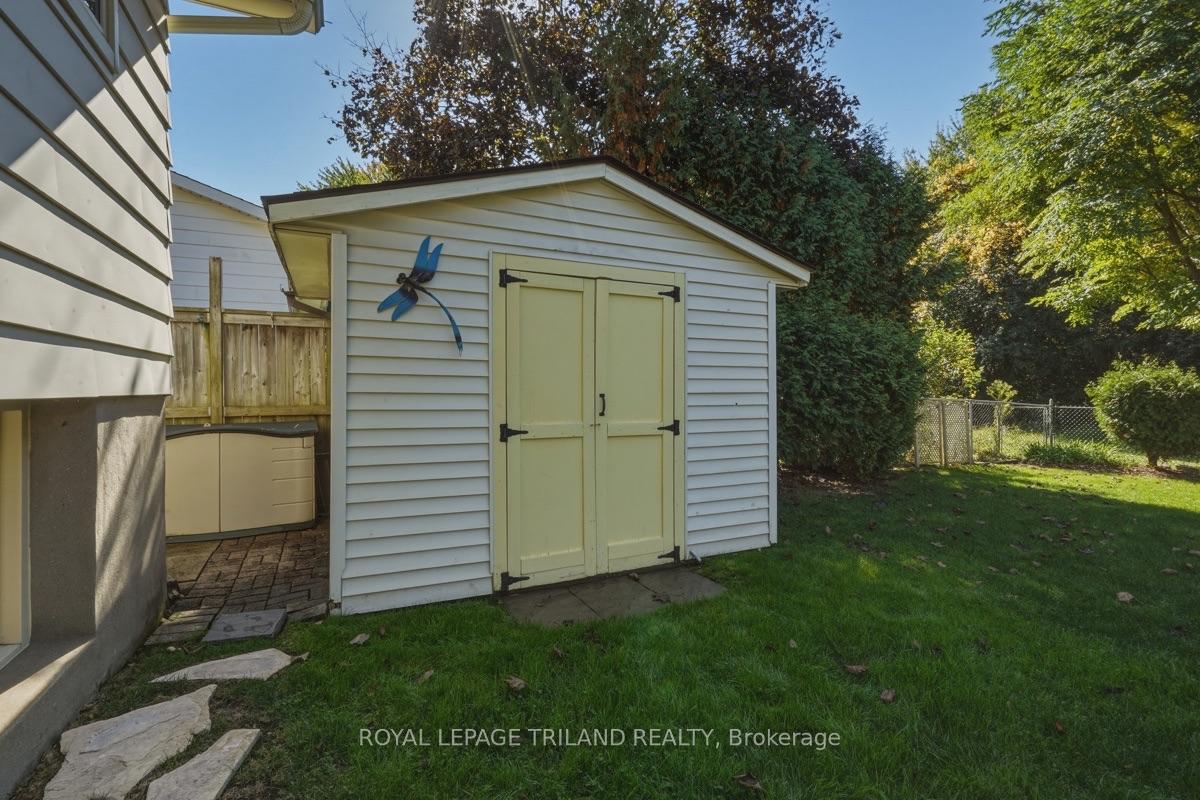 Photo 36 of 1345 Aldersbrook Road, London, North I — HOMEH