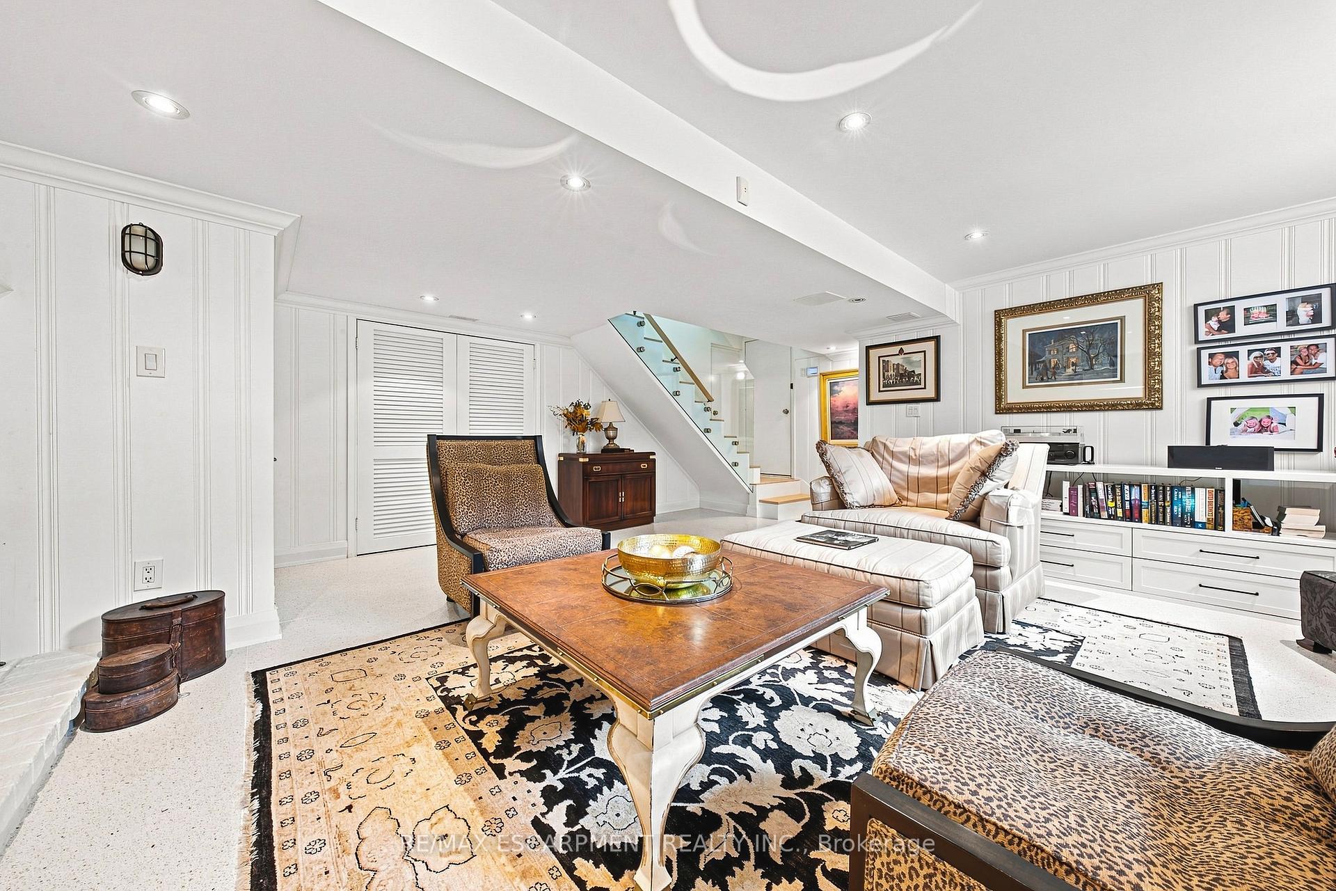 Photo 26 of 794 Falcon Boulevard, Burlington, LaSalle — HOMEH
