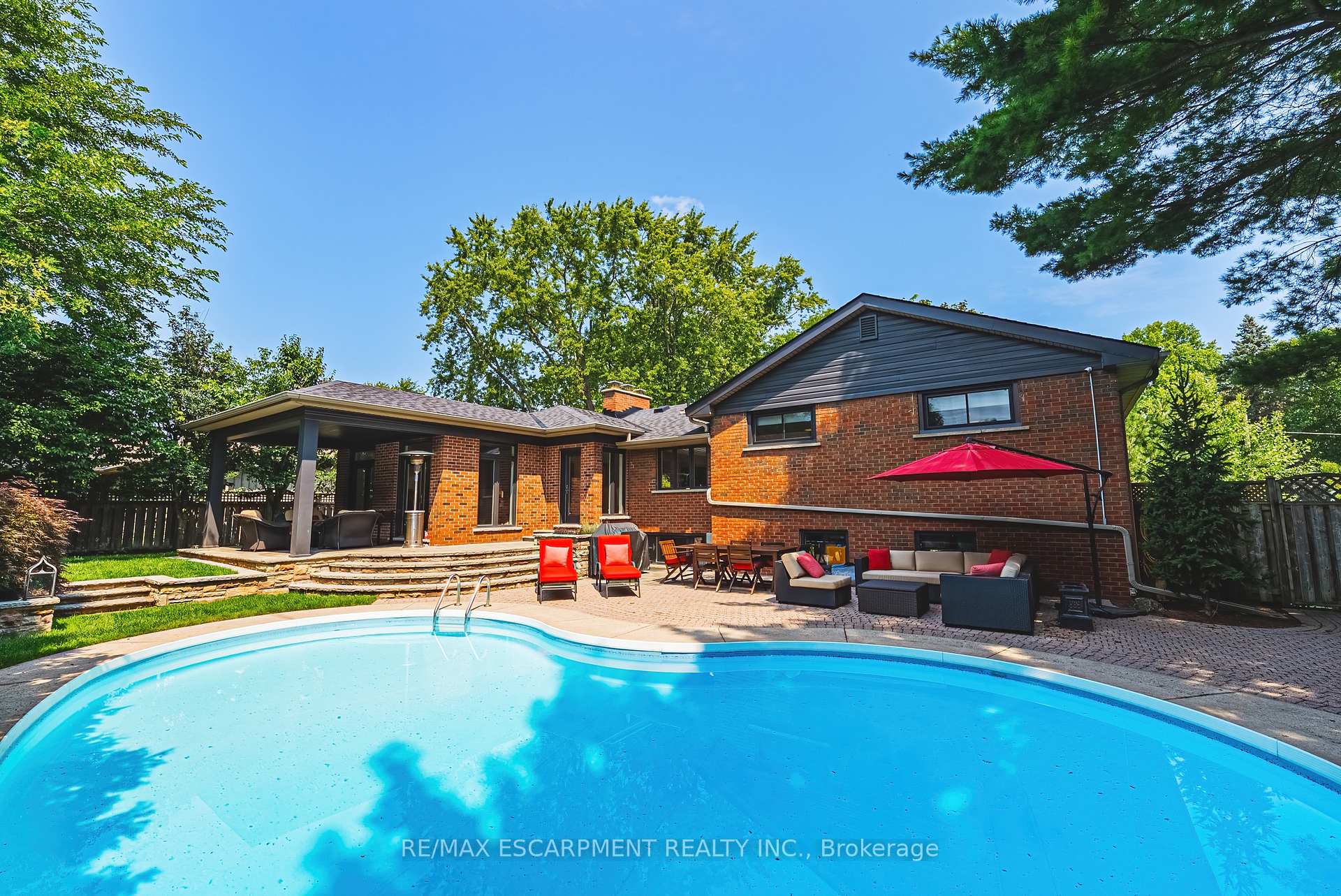 Photo 33 of 794 Falcon Boulevard, Burlington, LaSalle — HOMEH